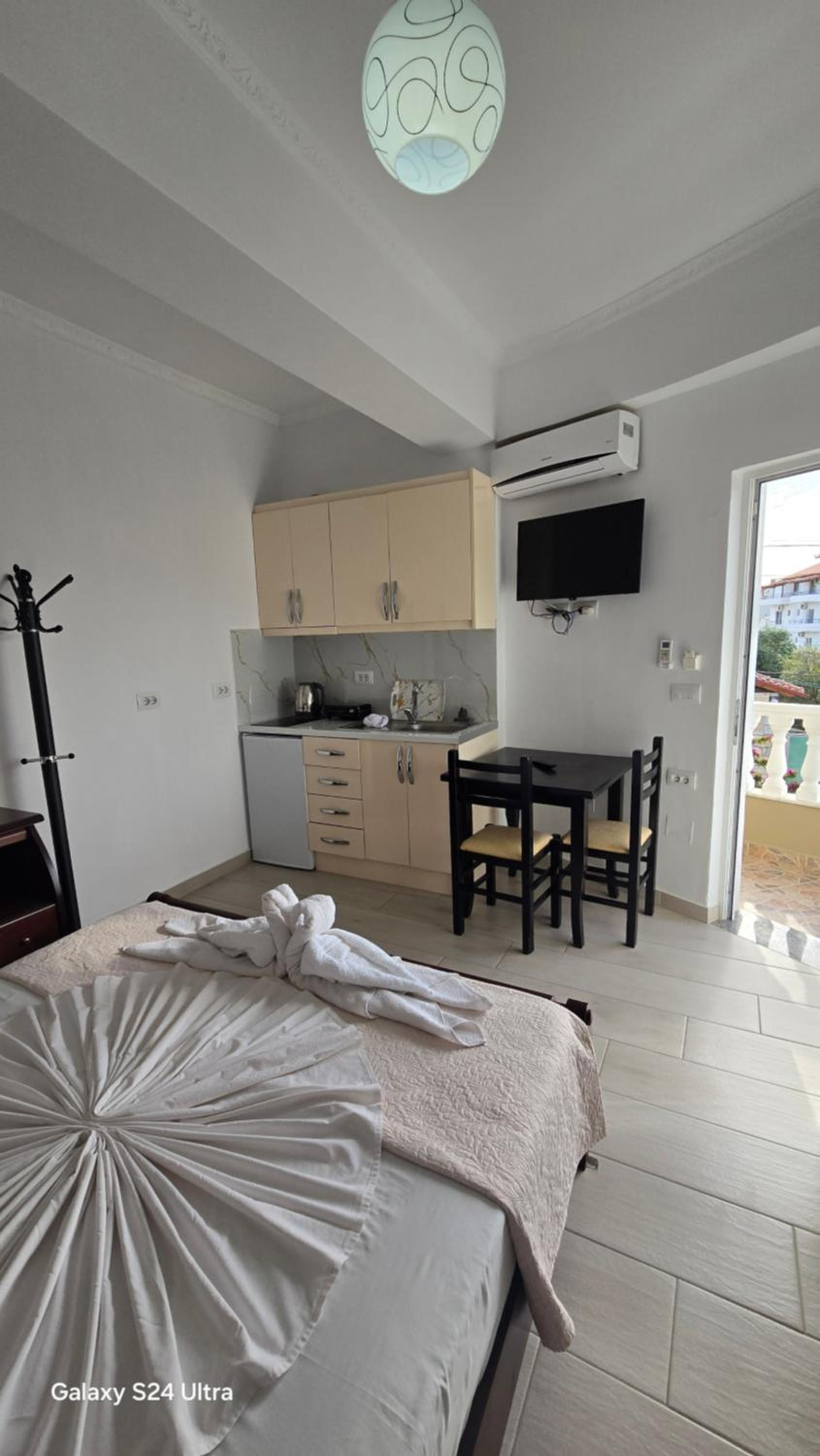 Vila Zeqo Muka 1