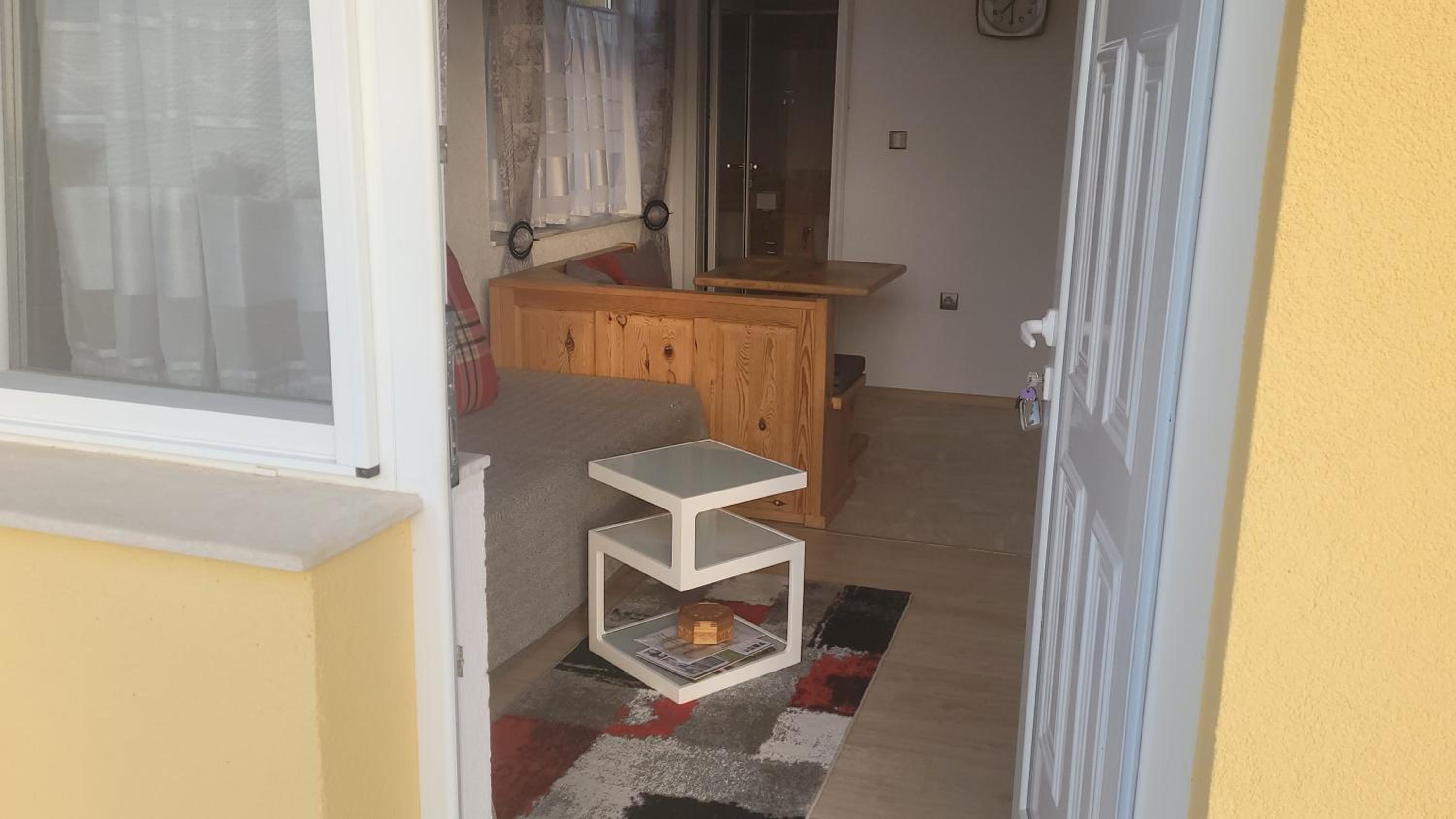 Strumyani tiny flat