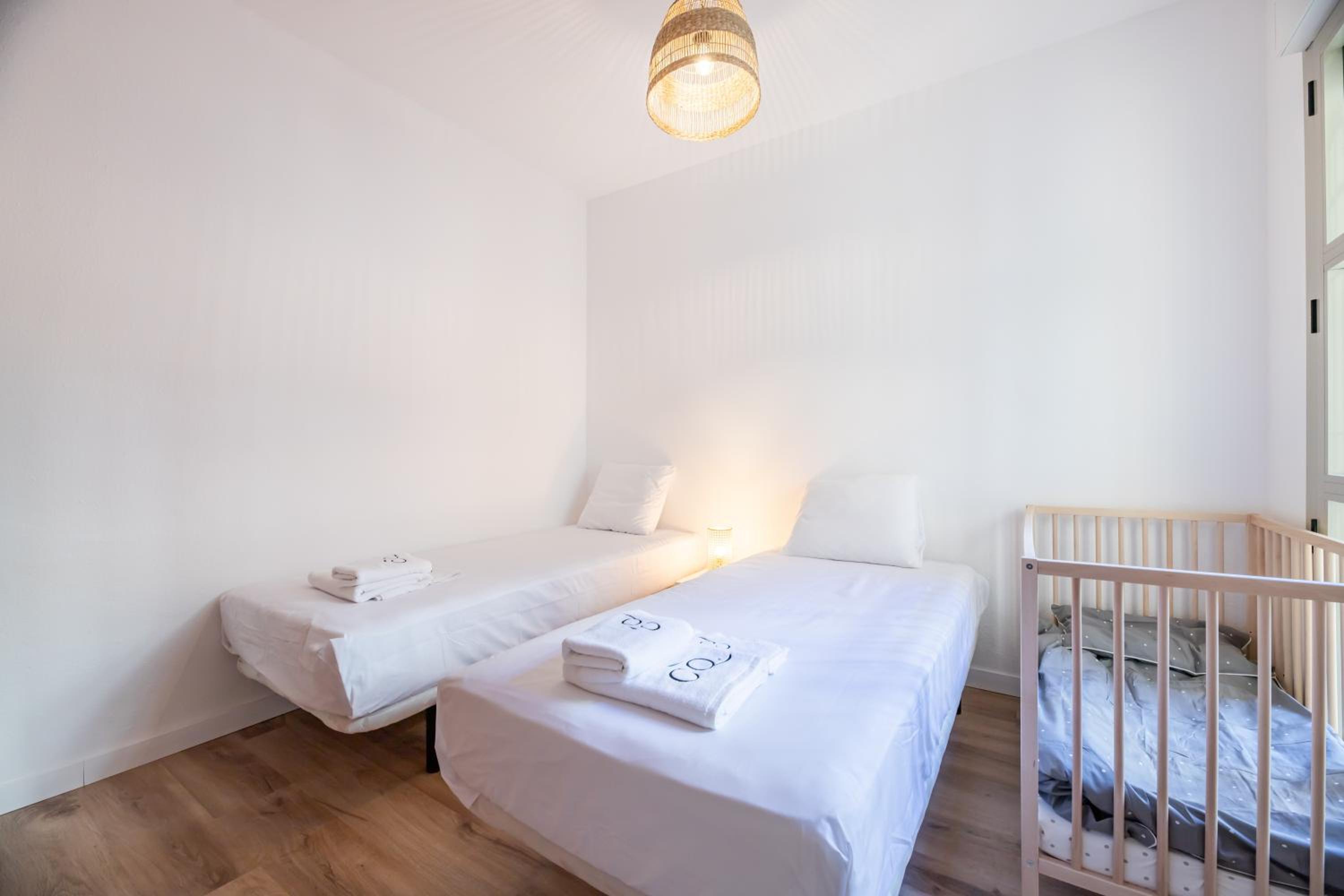 Charming 4-Bedroom Apartment in Malaga's Historic Center