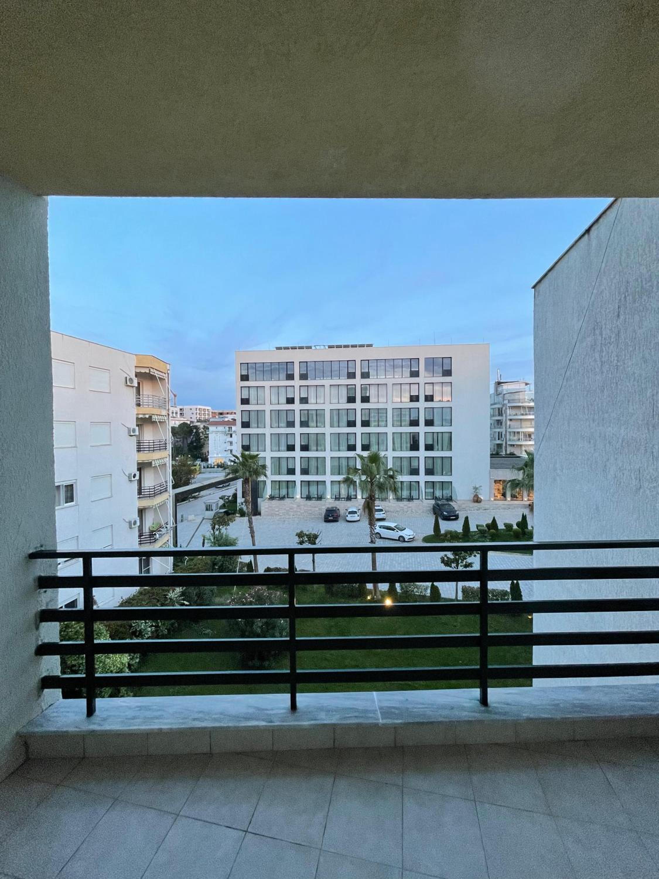 Klevi Apartments
