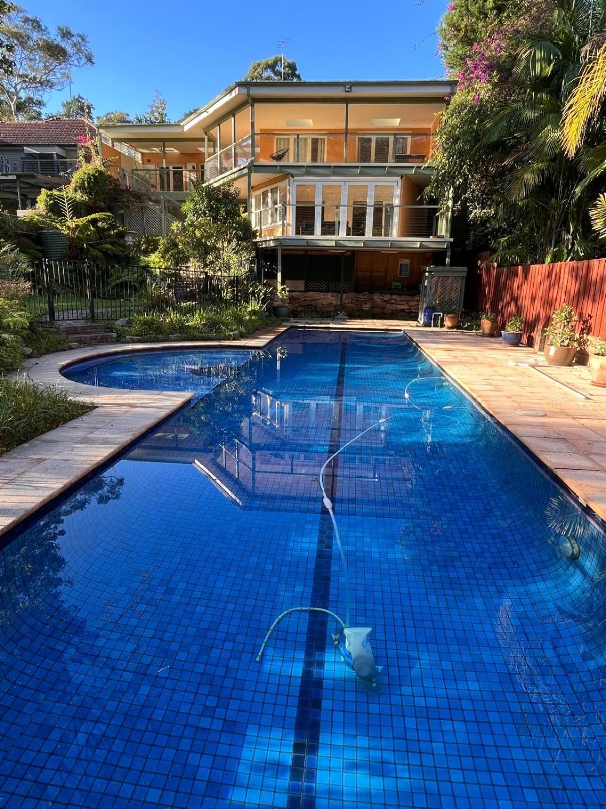 Poolside oasis - Sydney