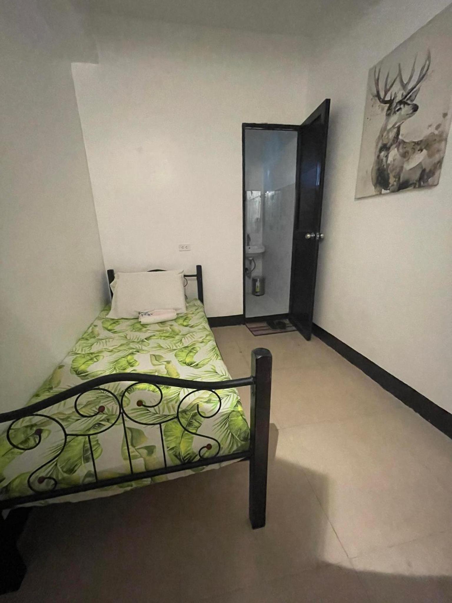 Mayon Lodging House