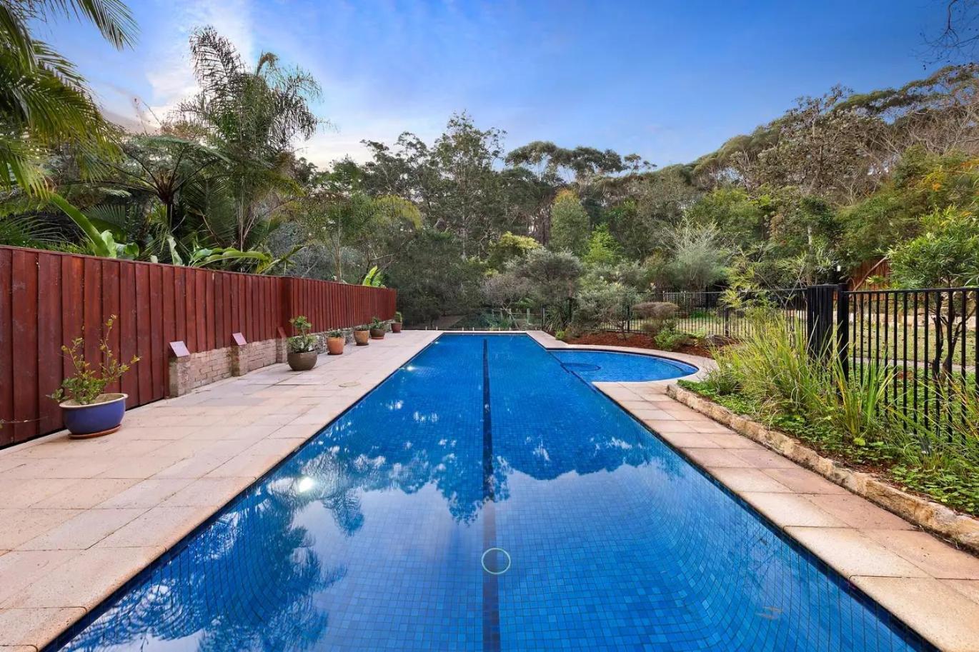 Poolside oasis - Sydney