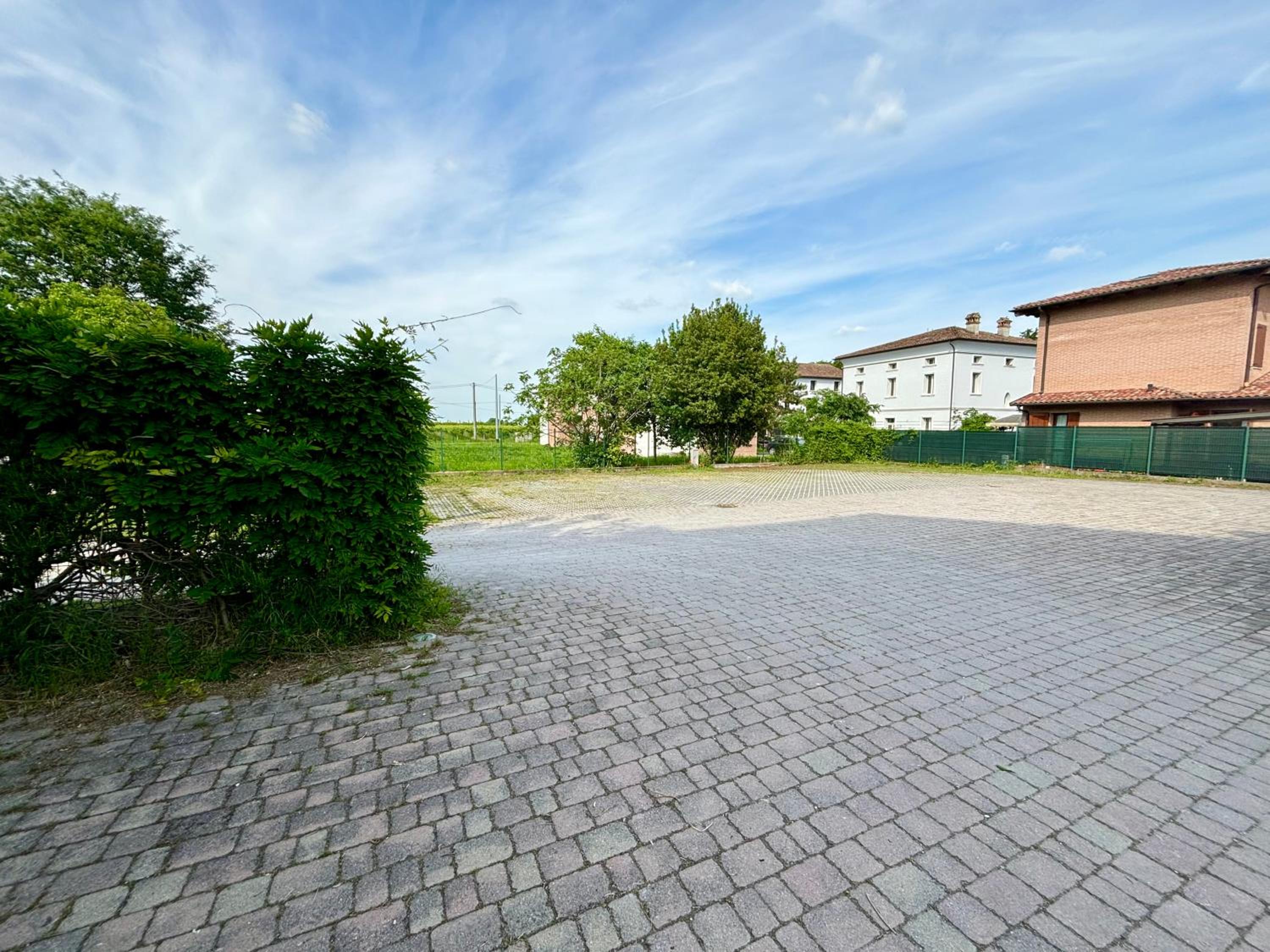 Intero appartamento con giardino in Palazzo del 1600 view 5