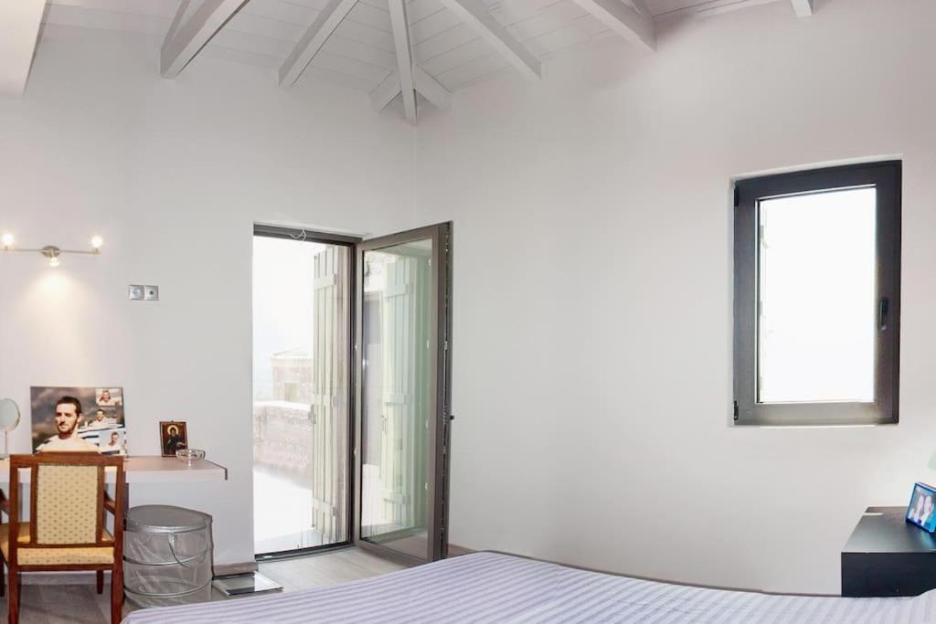 Tzouzos-Kordopateika villa in Prosilio, Kardamyli - Property Image 30