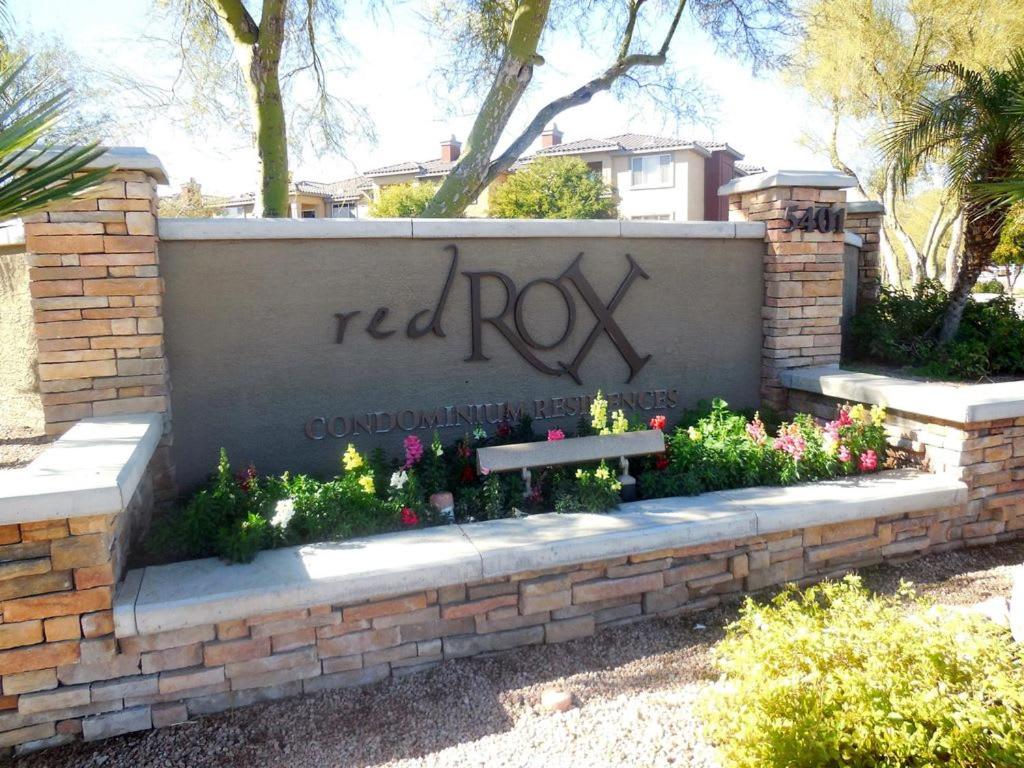 Gated Condo Heated Pool Spa Gym Near Zoo view 5