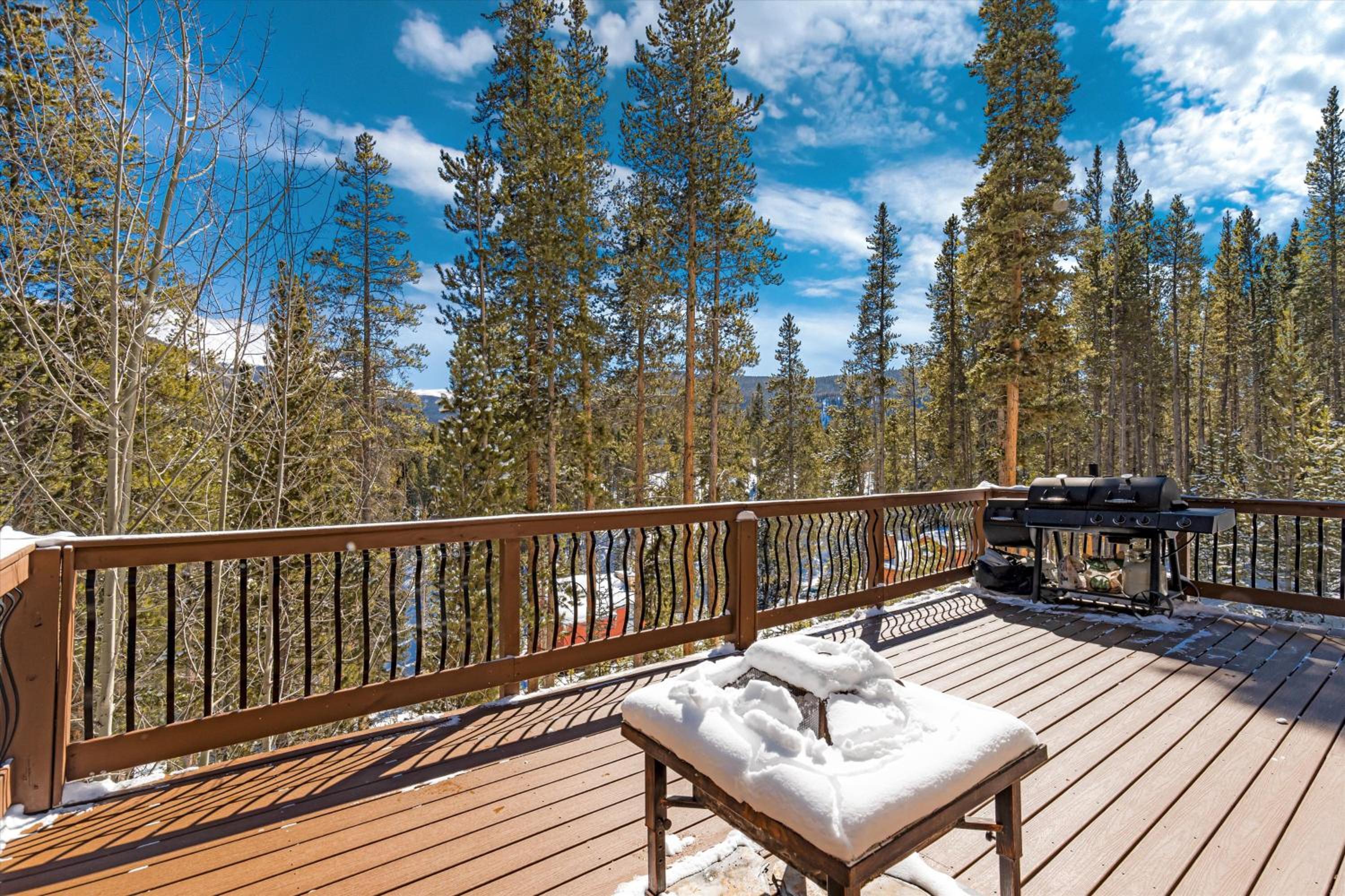 Golden Crown by Great Western Lodging view 2