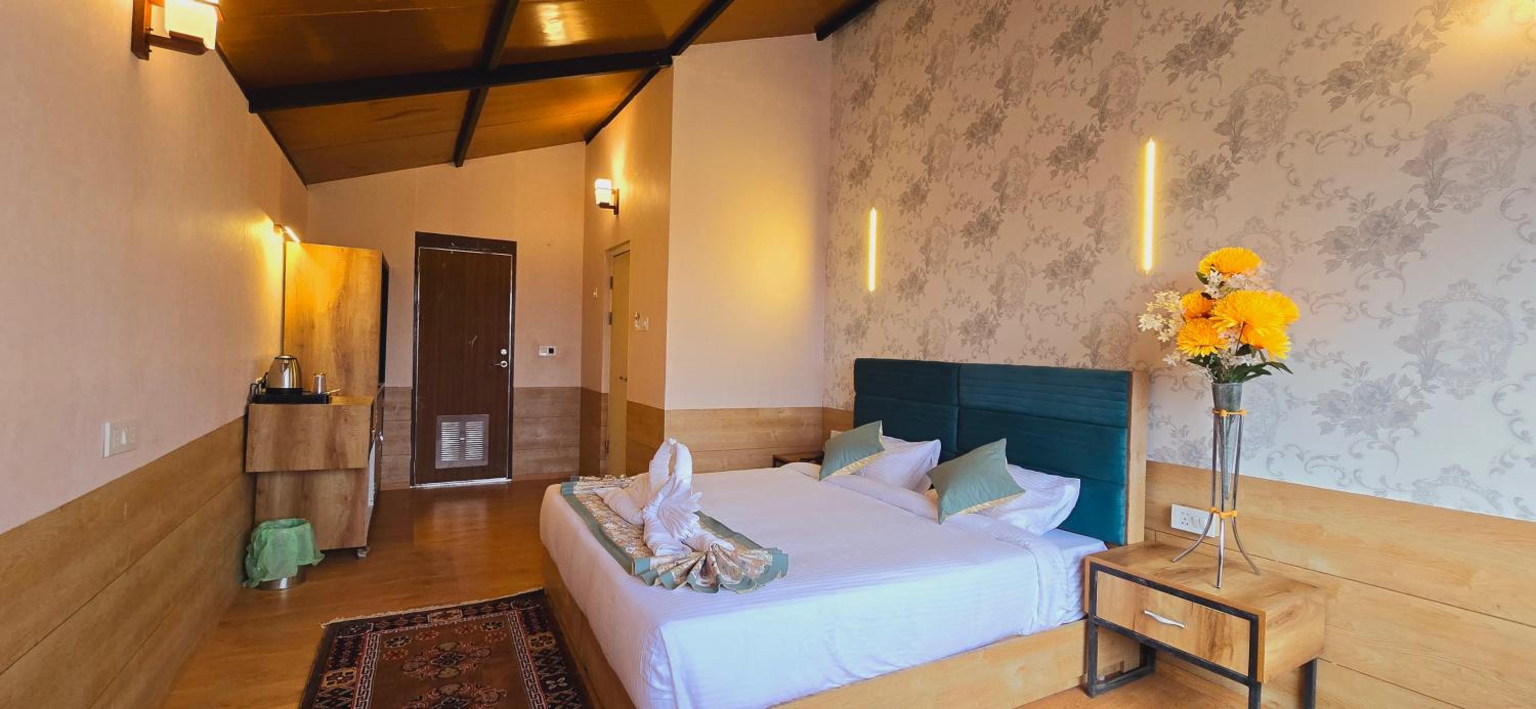 Spiti Villa Himalayan Brothers
