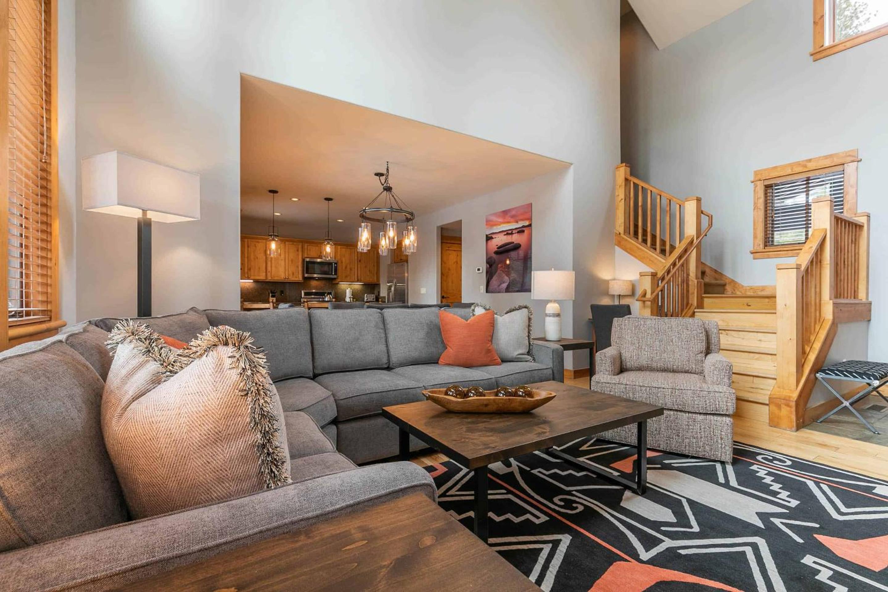 The Cottages, Summer Escape - Golf, Pool & Family Fun - 2-Bedroom view 3
