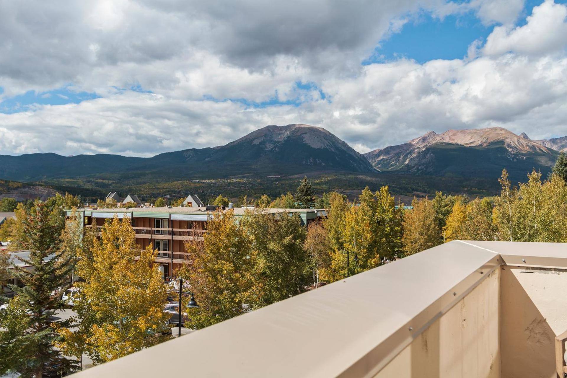 La Riva Del Lago 220 by Great Western Lodging view 5