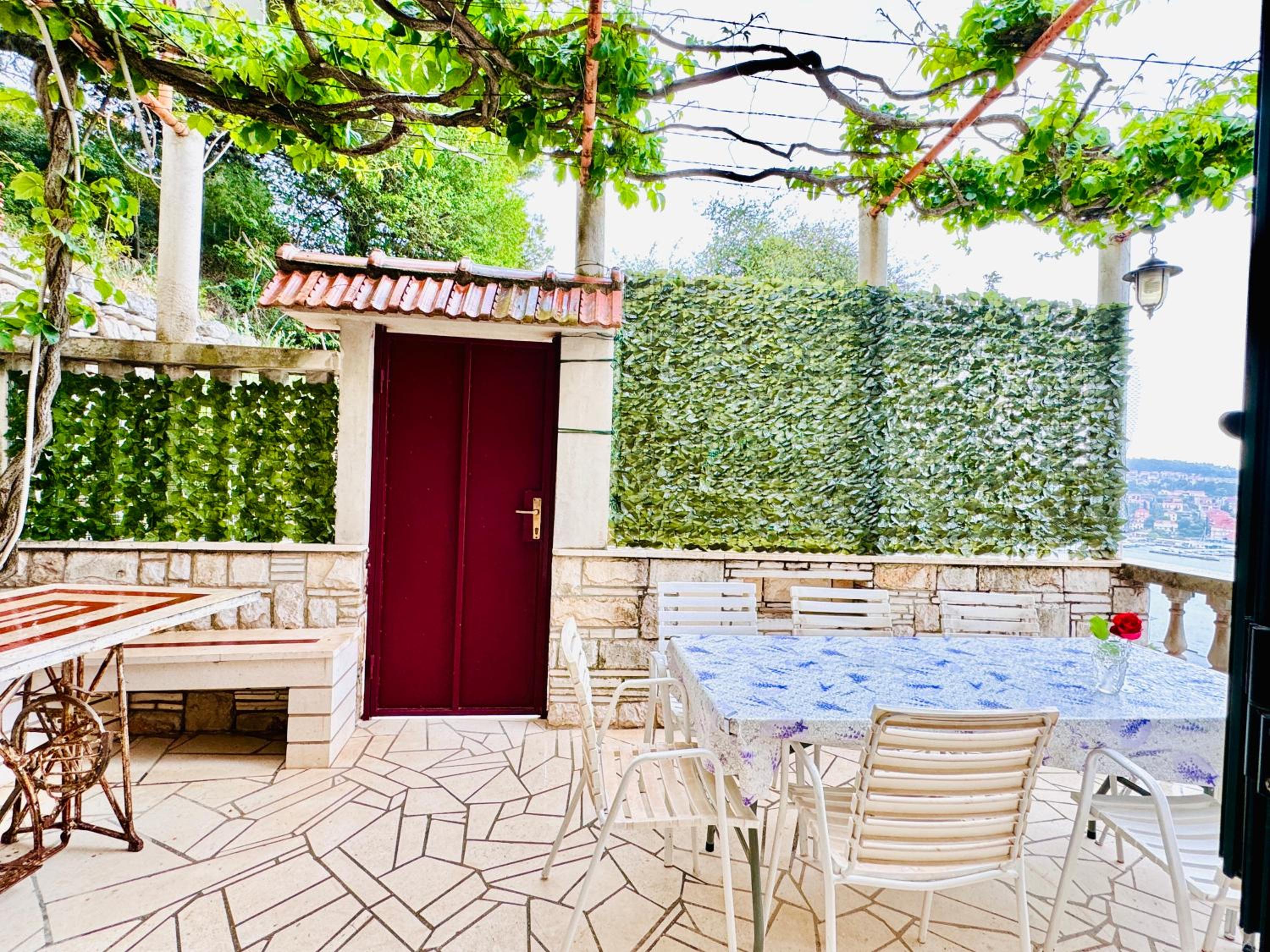 Dalmatian House, spacious stone terraces, balcony , views