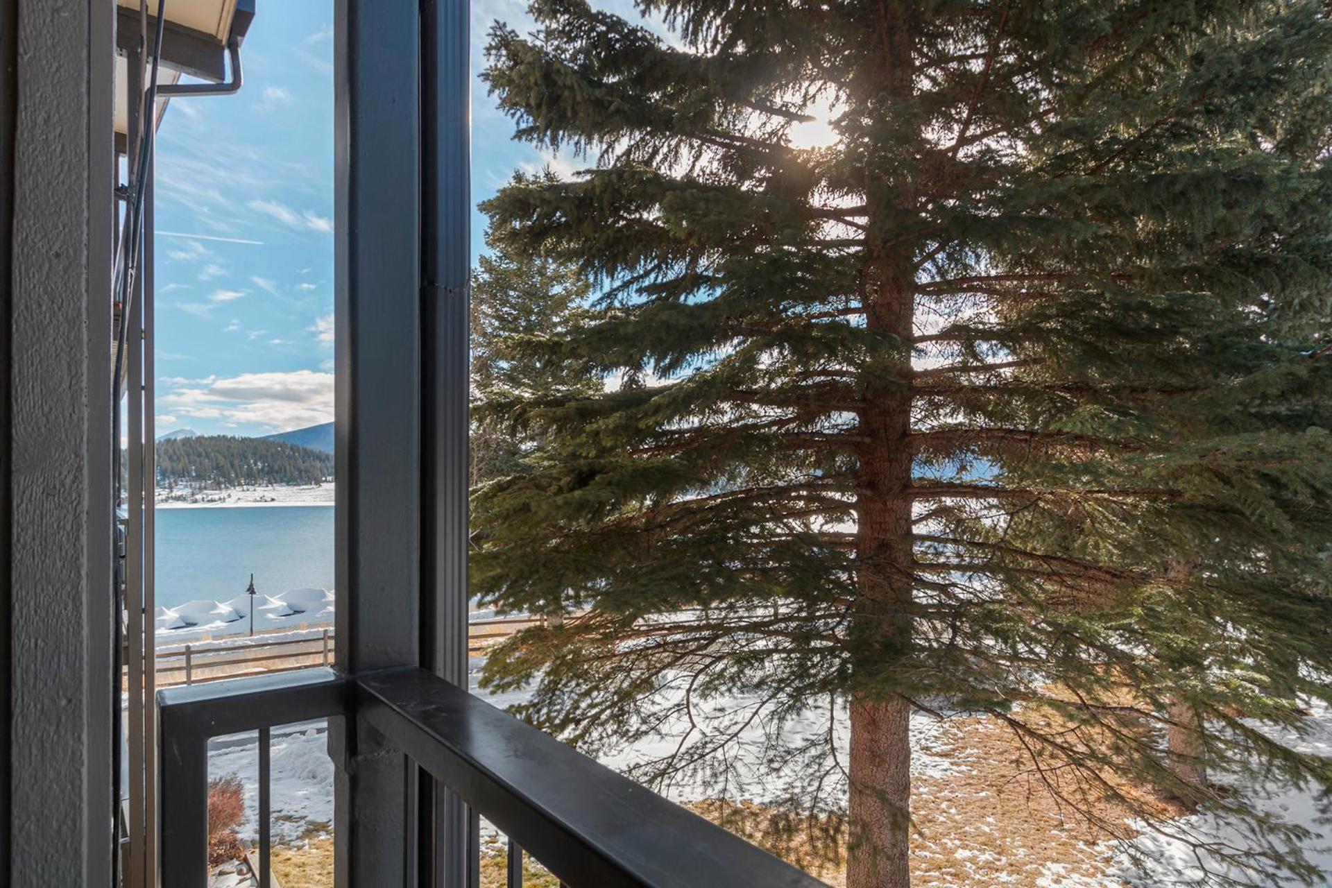 Lake Cliffe A207 by Great Western Lodging view 3