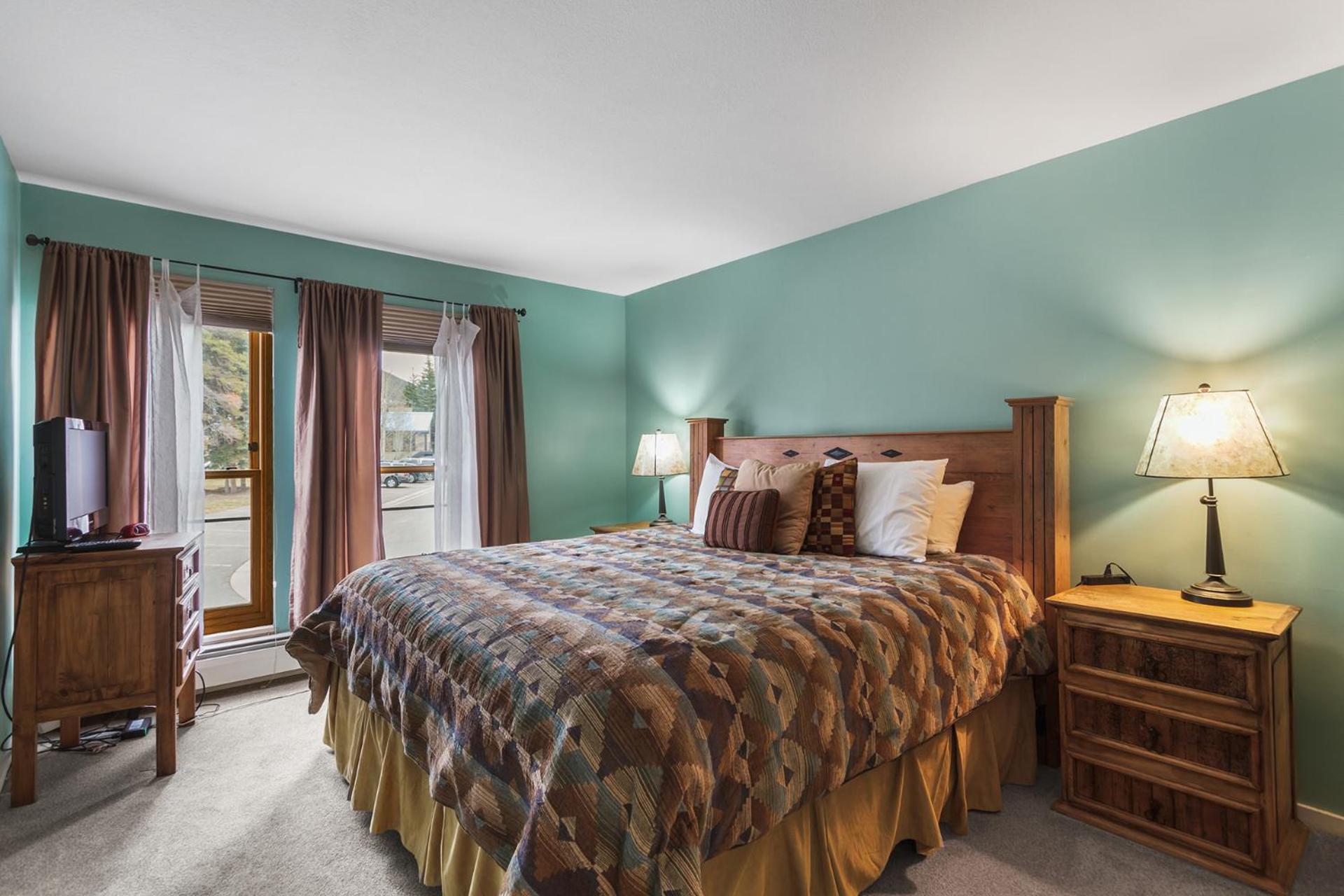 Lake Cliffe E201 by Great Western Lodging view 5