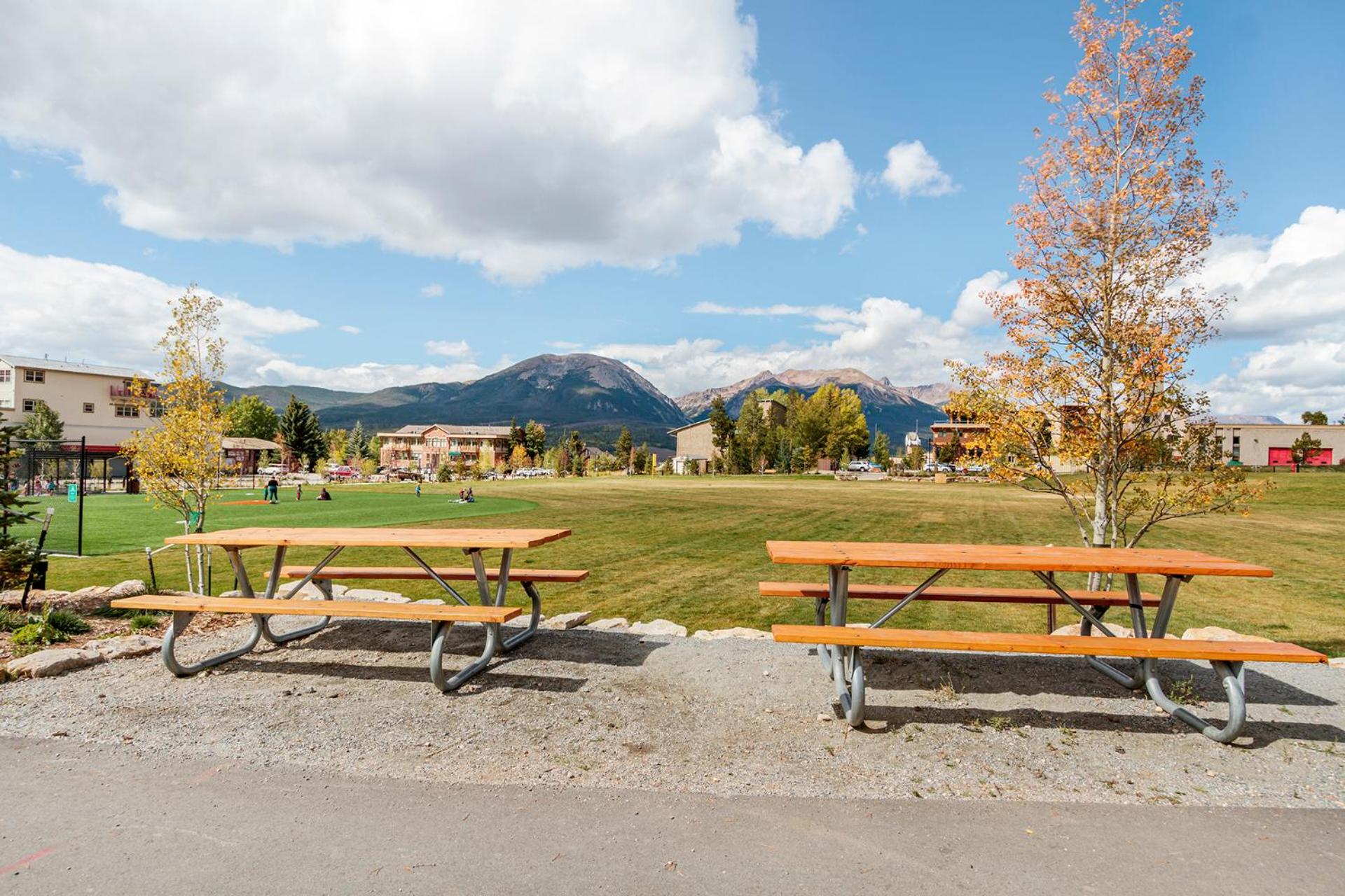 Lakeview F by Great Western Lodging view 2
