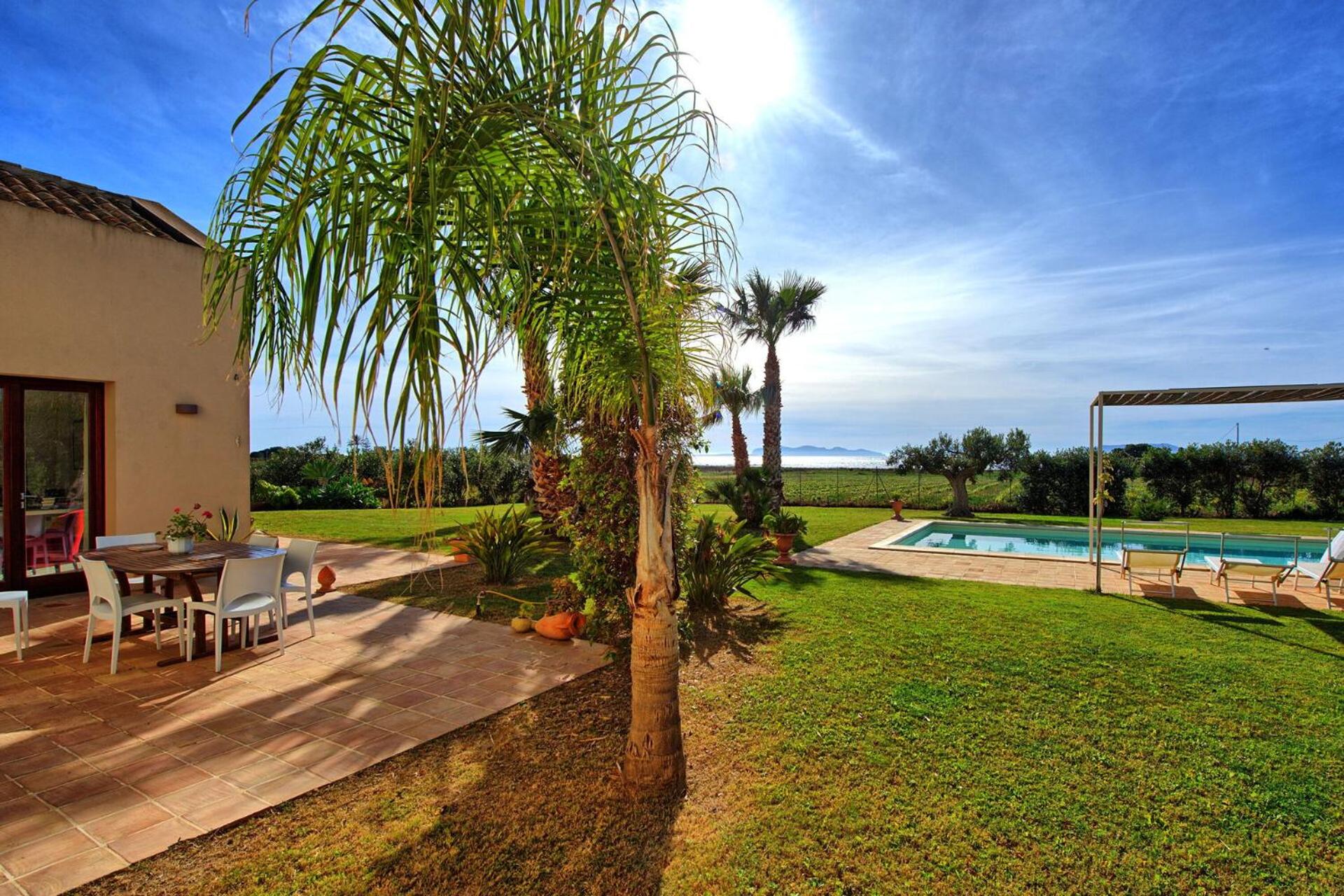 Villa Casale by PosarelliVillas