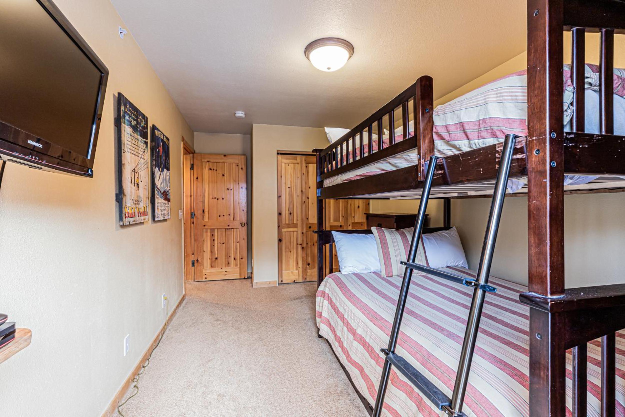 Los Pinos 21A by Great Western Lodging view 4
