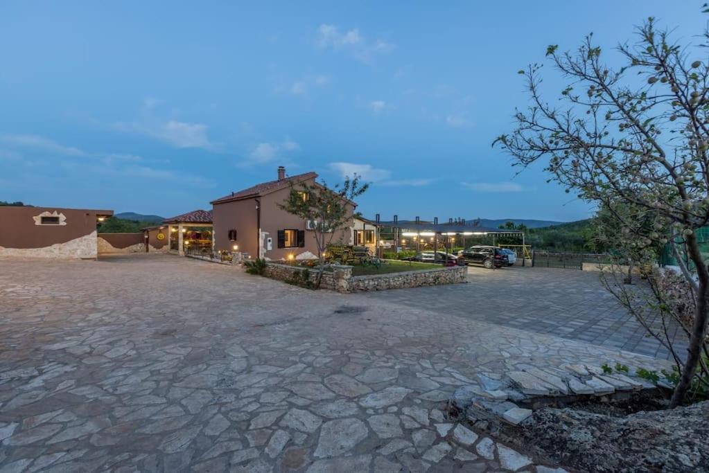 Secluded villa with a private pool near Split and Sibenik