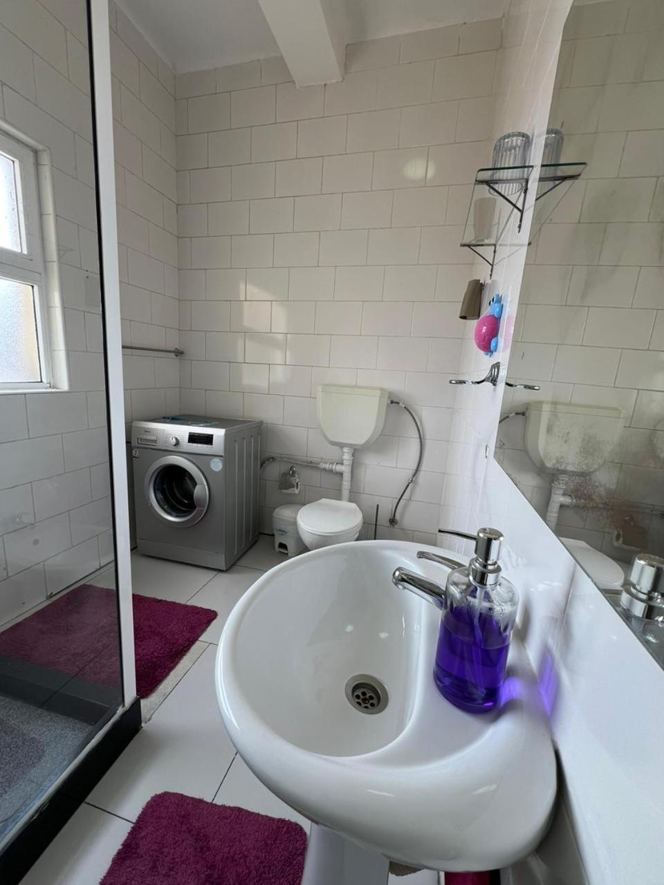 J´S Place