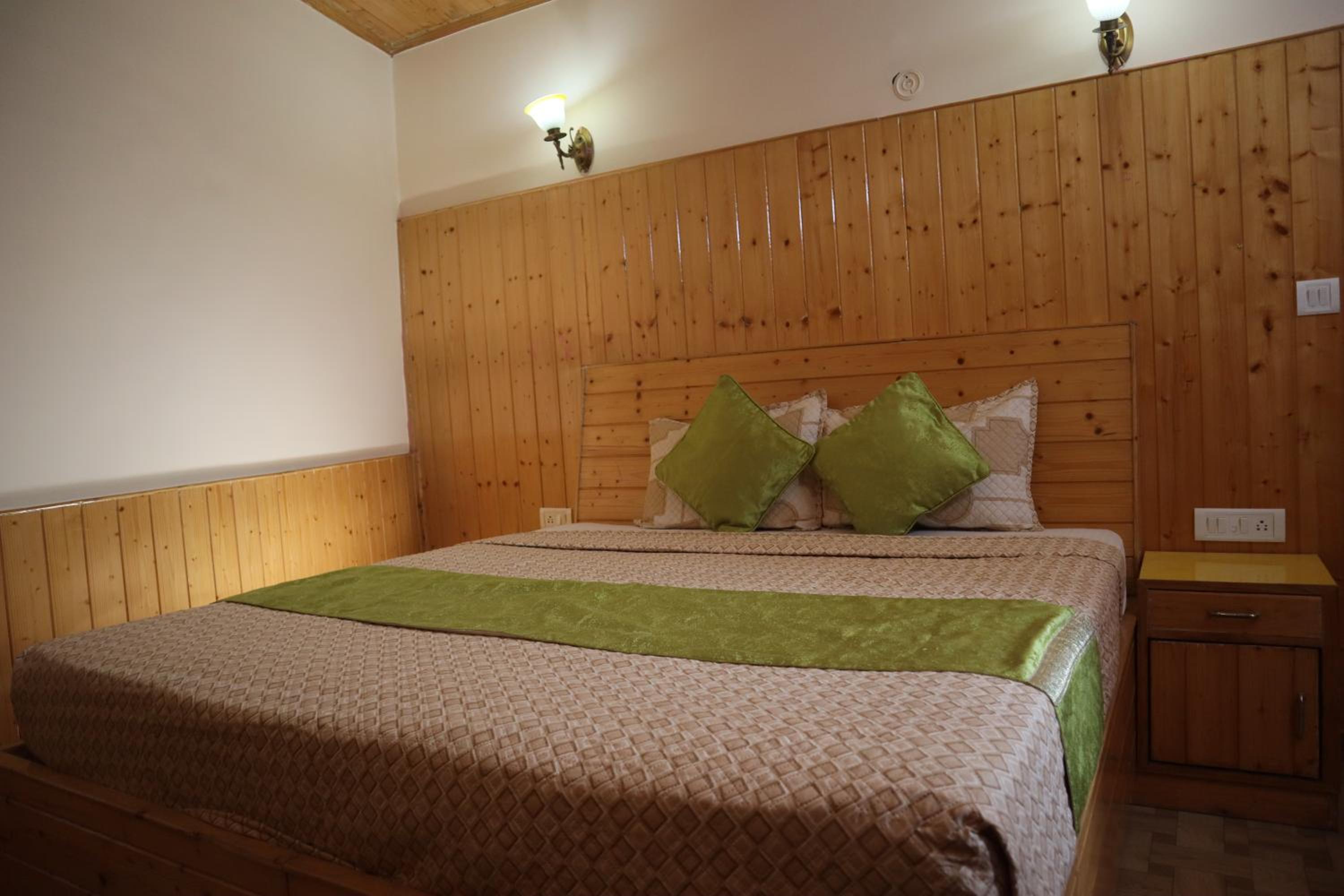 Photo 8