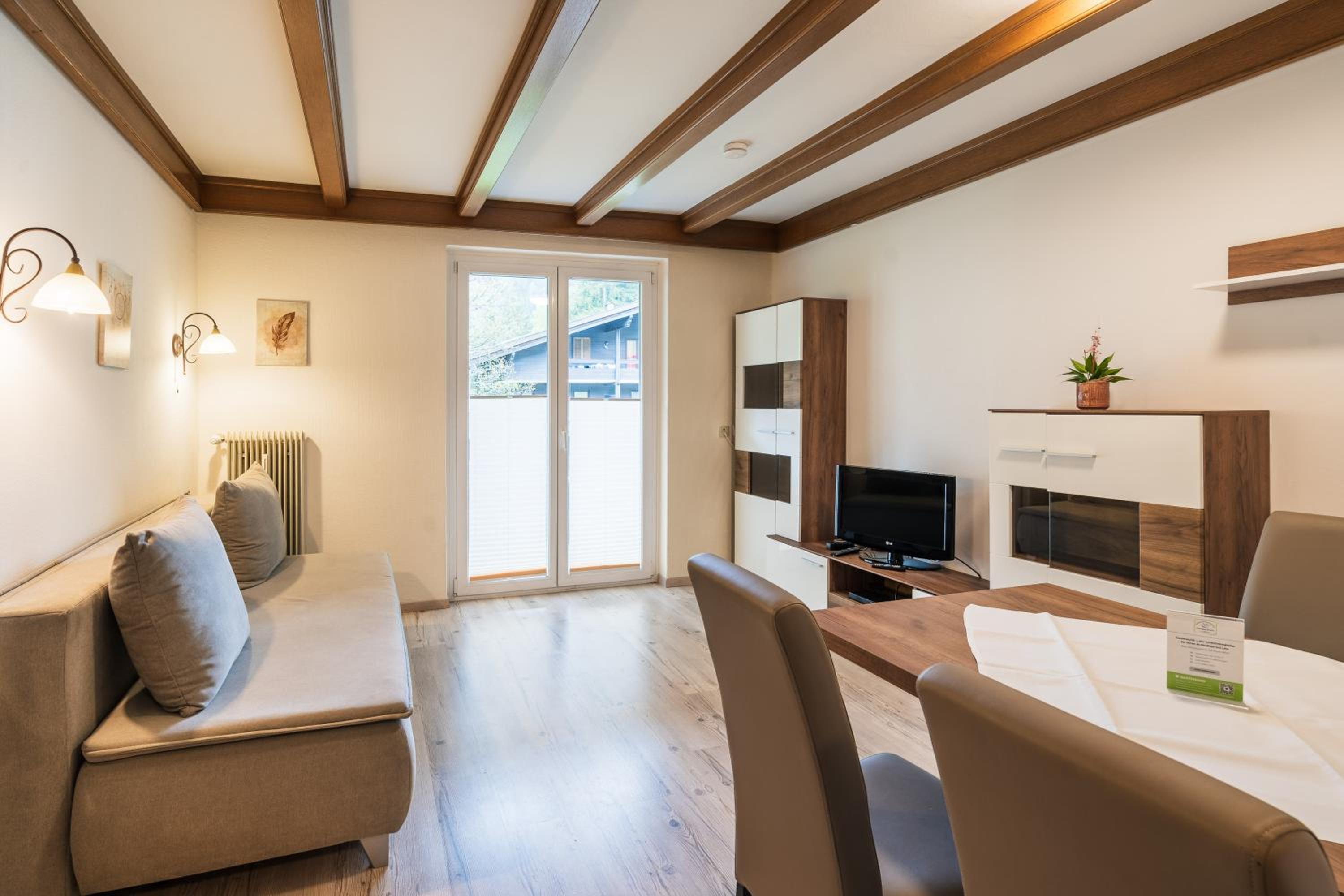 Appartementanlage Thermenblick SKI IN & SKI OUT