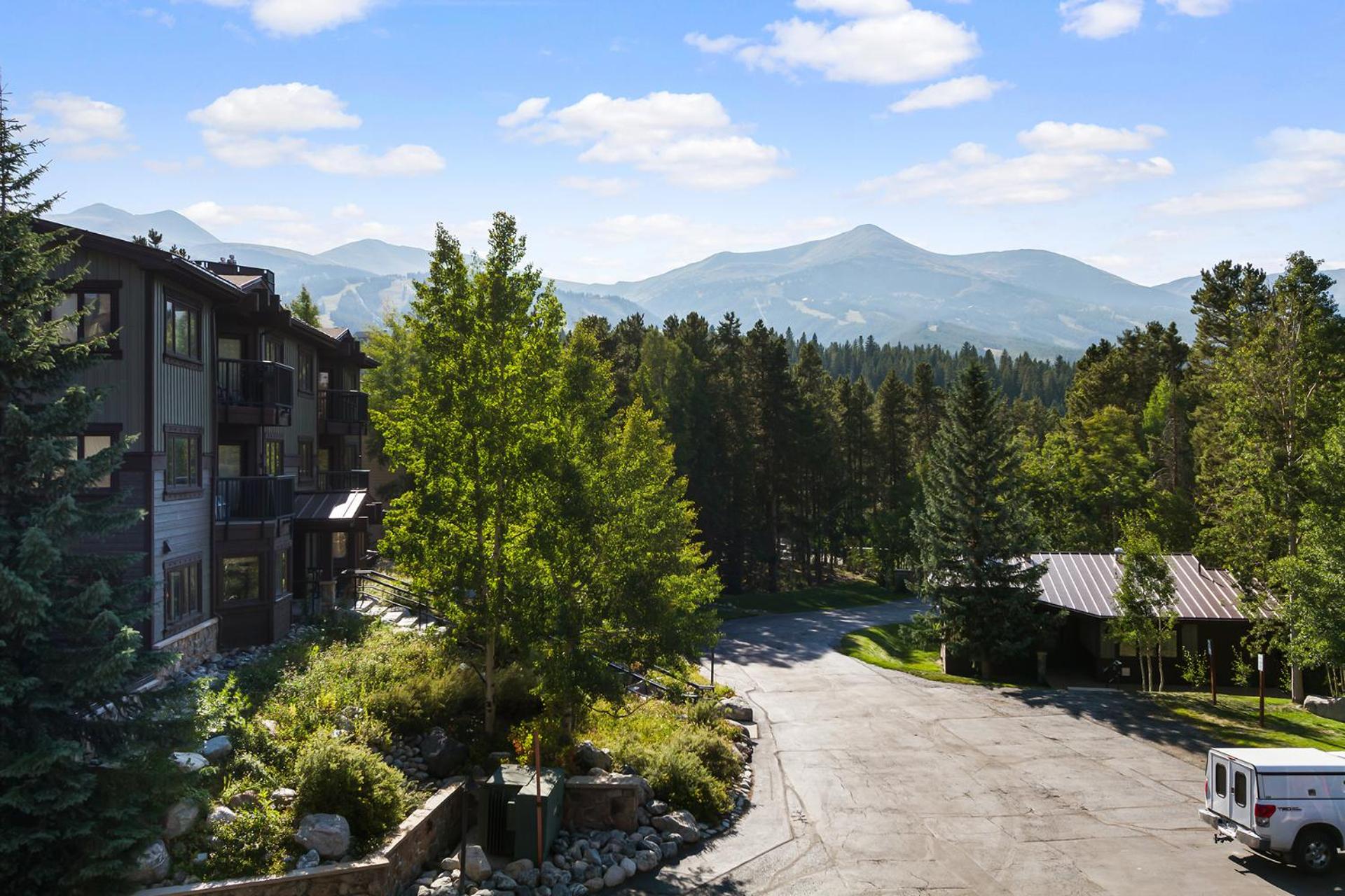 Mountain View Easy - Woods Manor A201 by Great Western Lodging view 5