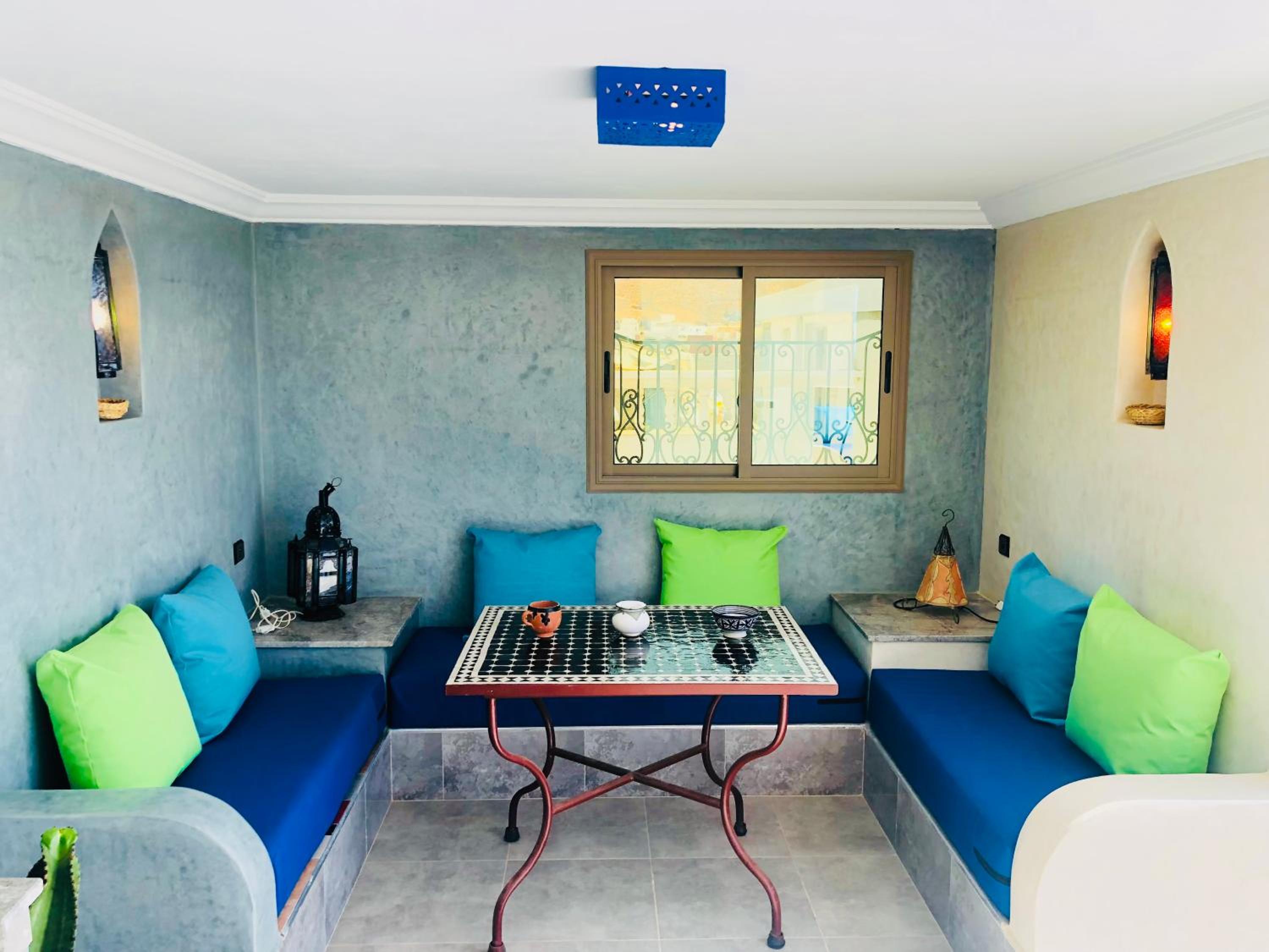lounge
