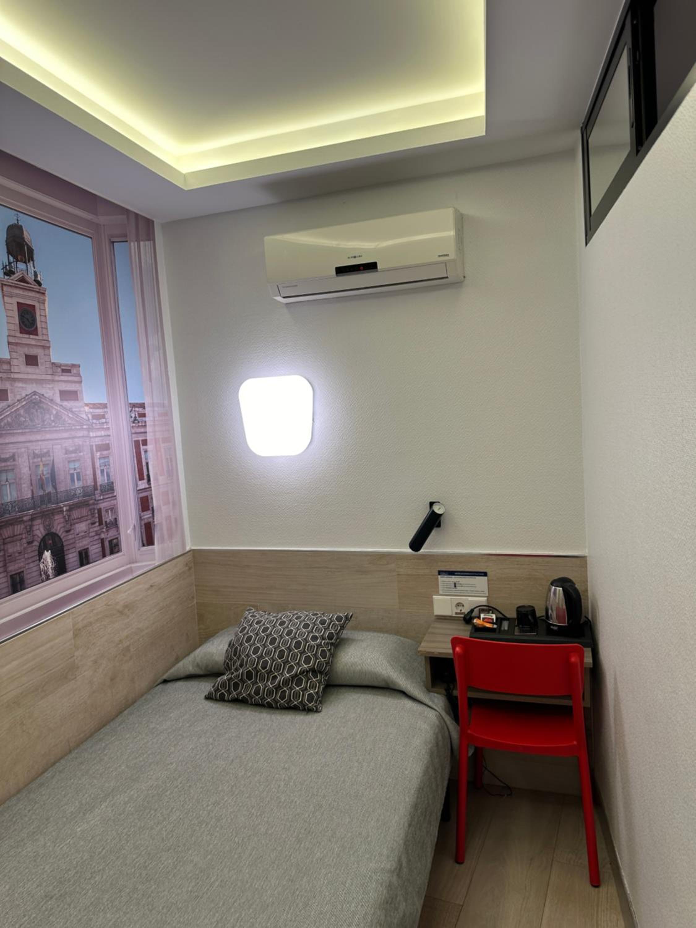 Hostal Castilla II Puerta del Sol