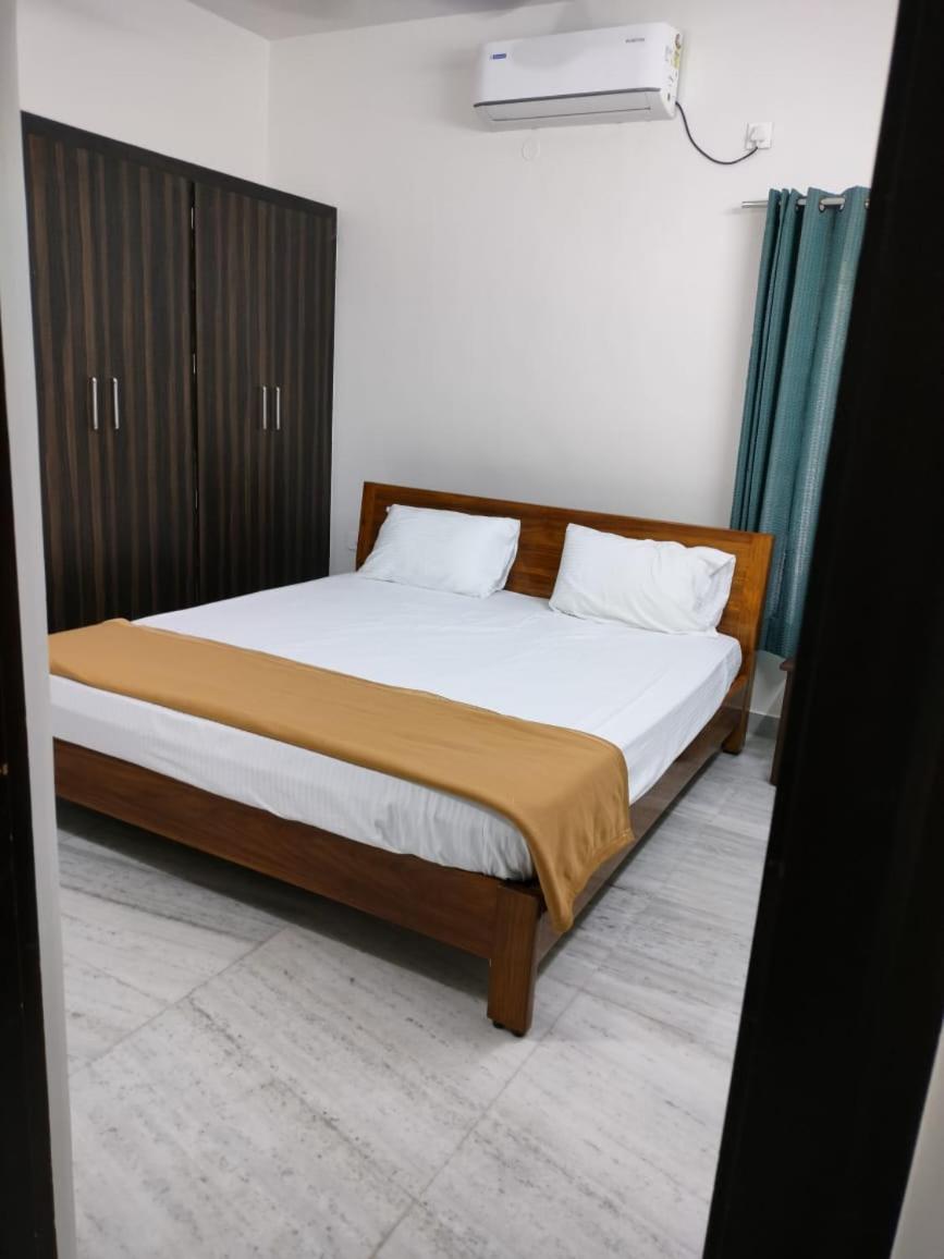 Elite Homes Perfect Guest Rooms.. view 4