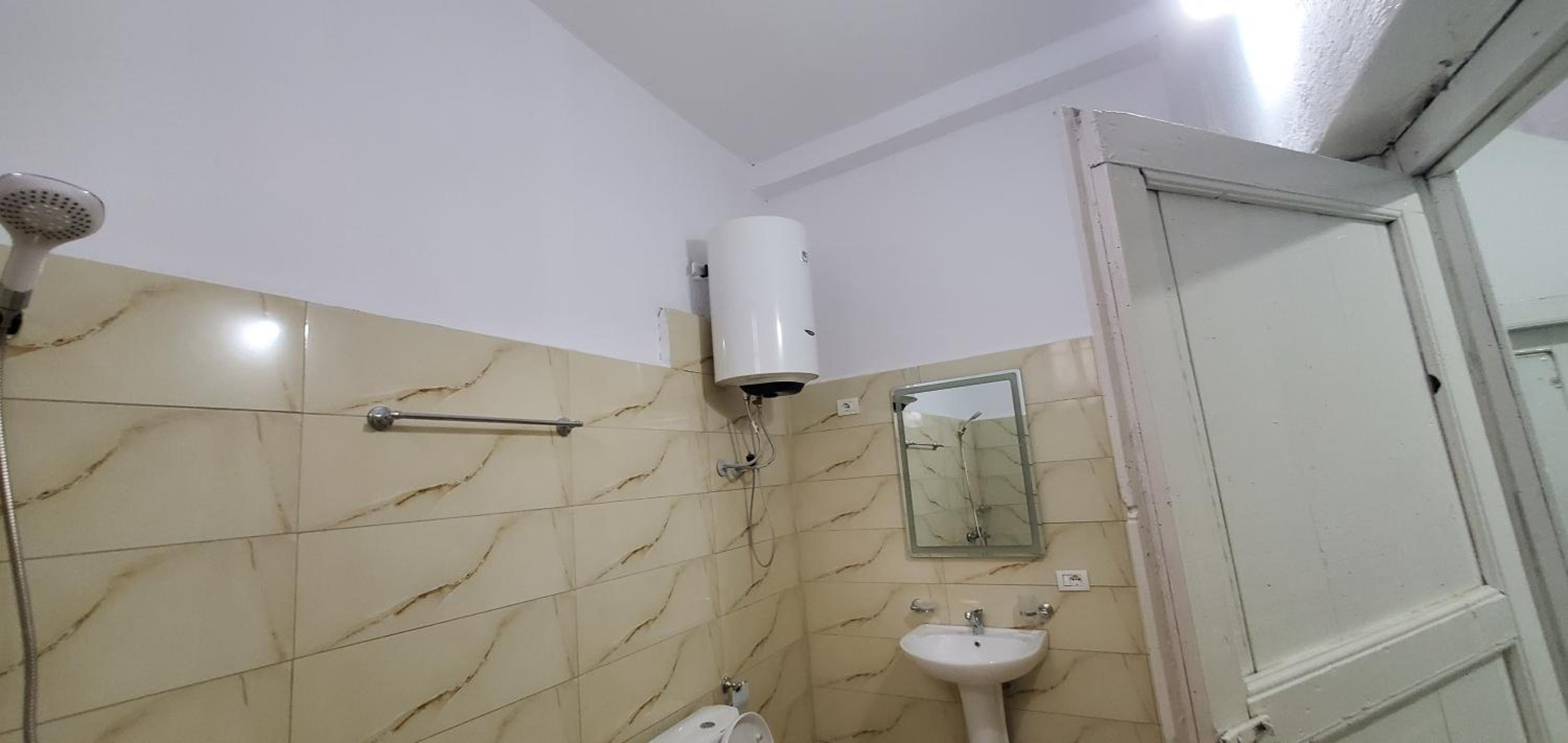 Cilingiri's Oasis Room