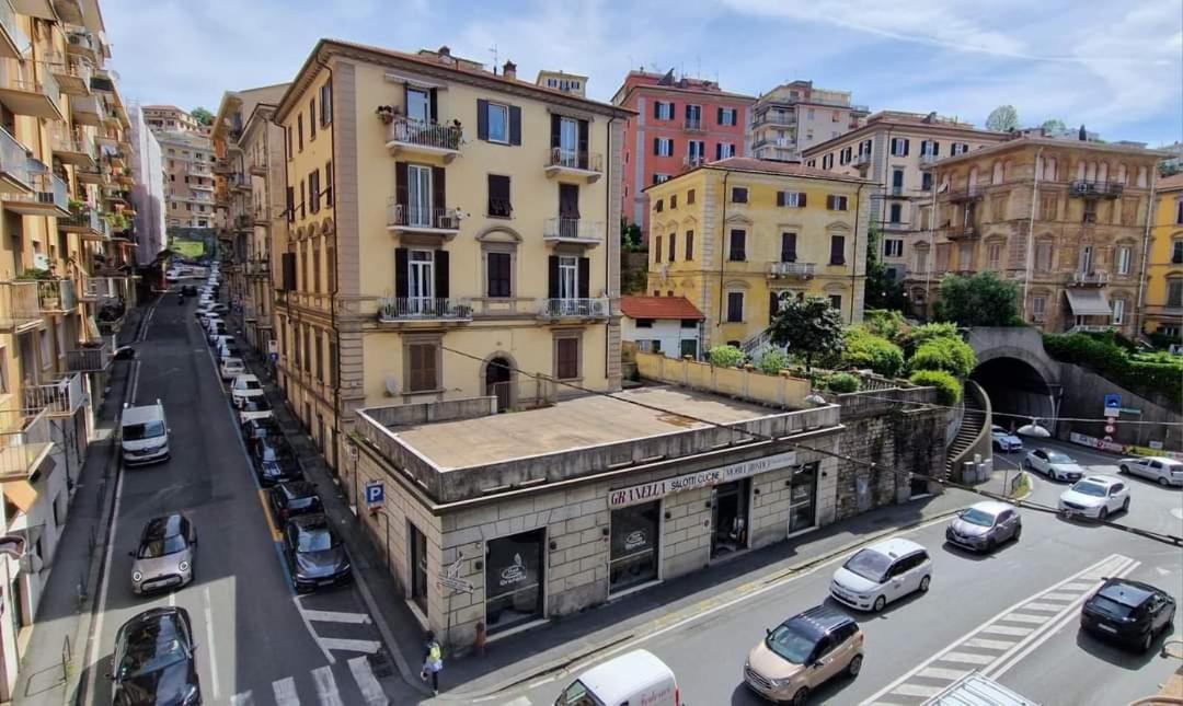 La Casa di Geo Stazione Centrale La Spezia 5 Terre