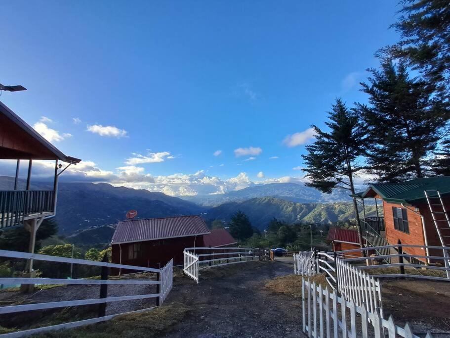 Cabaña Duende Oscuro - Paradise IN THE Mountains!
