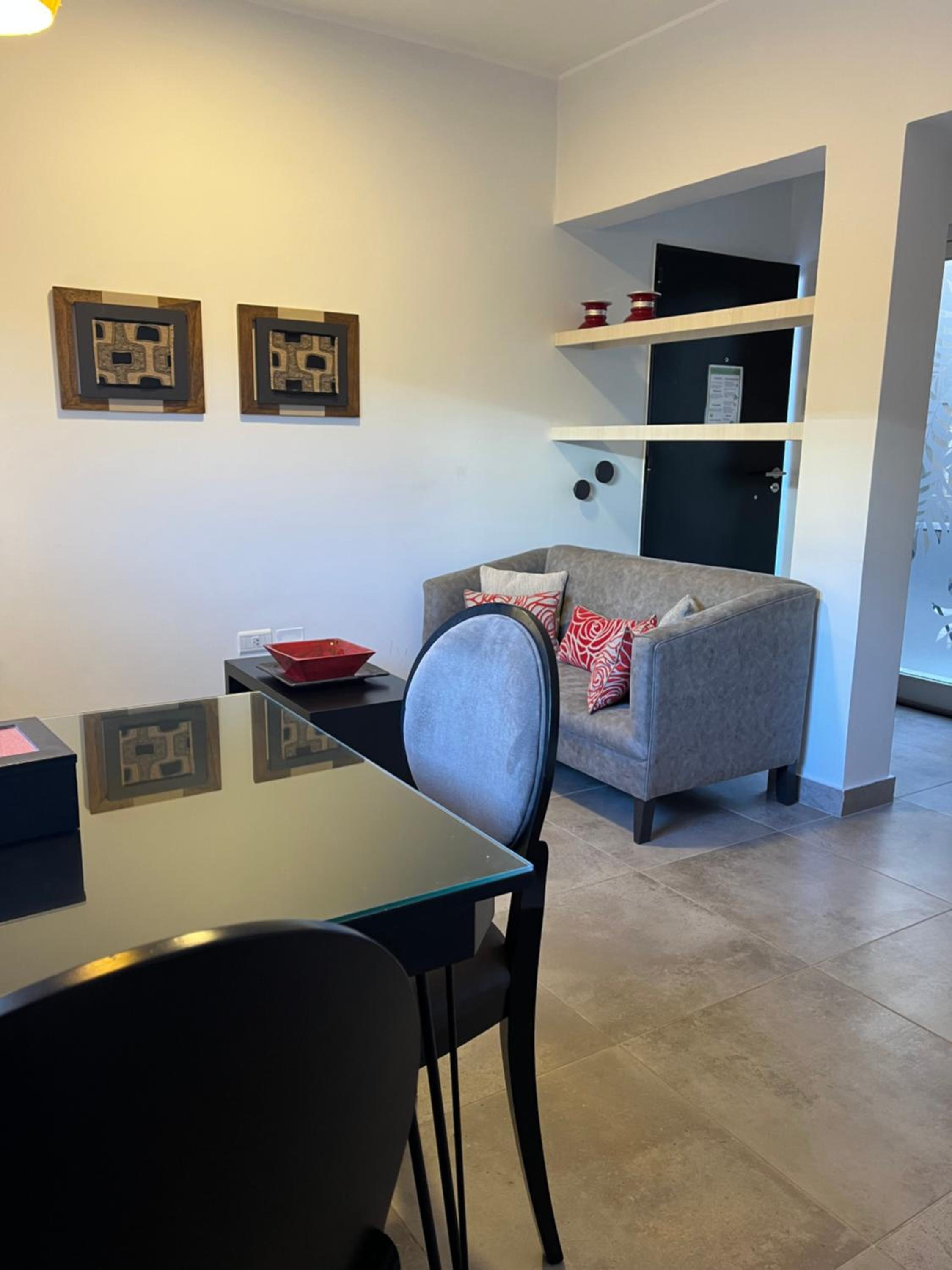 Portal del Aguaribay, Complejo Boutique