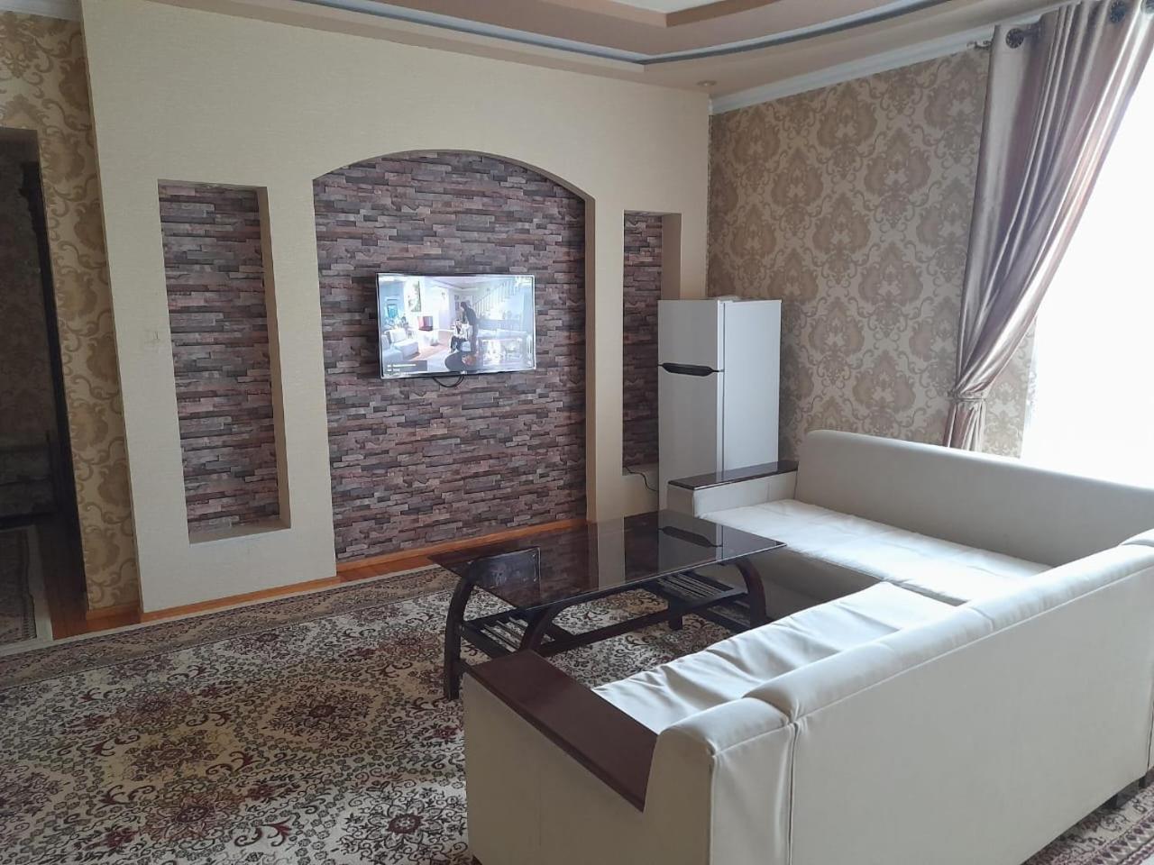 Apartment Oqmochit 1 view 2