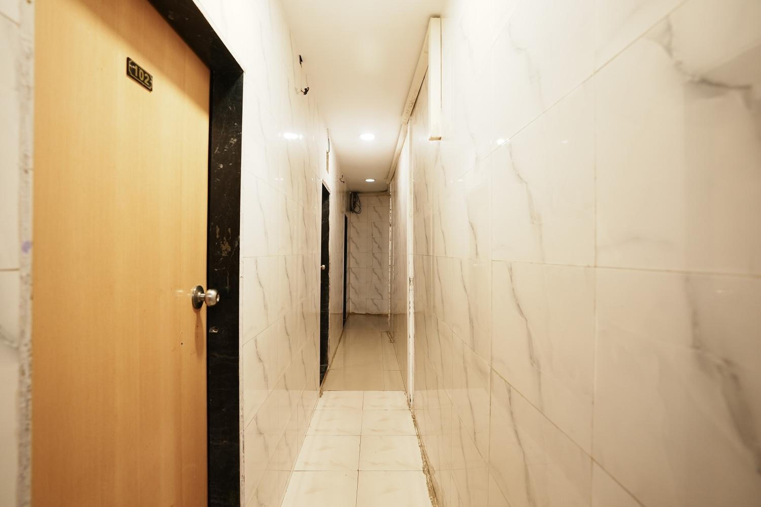 Harihara Residency Comfort Andheri East, Mumbai
