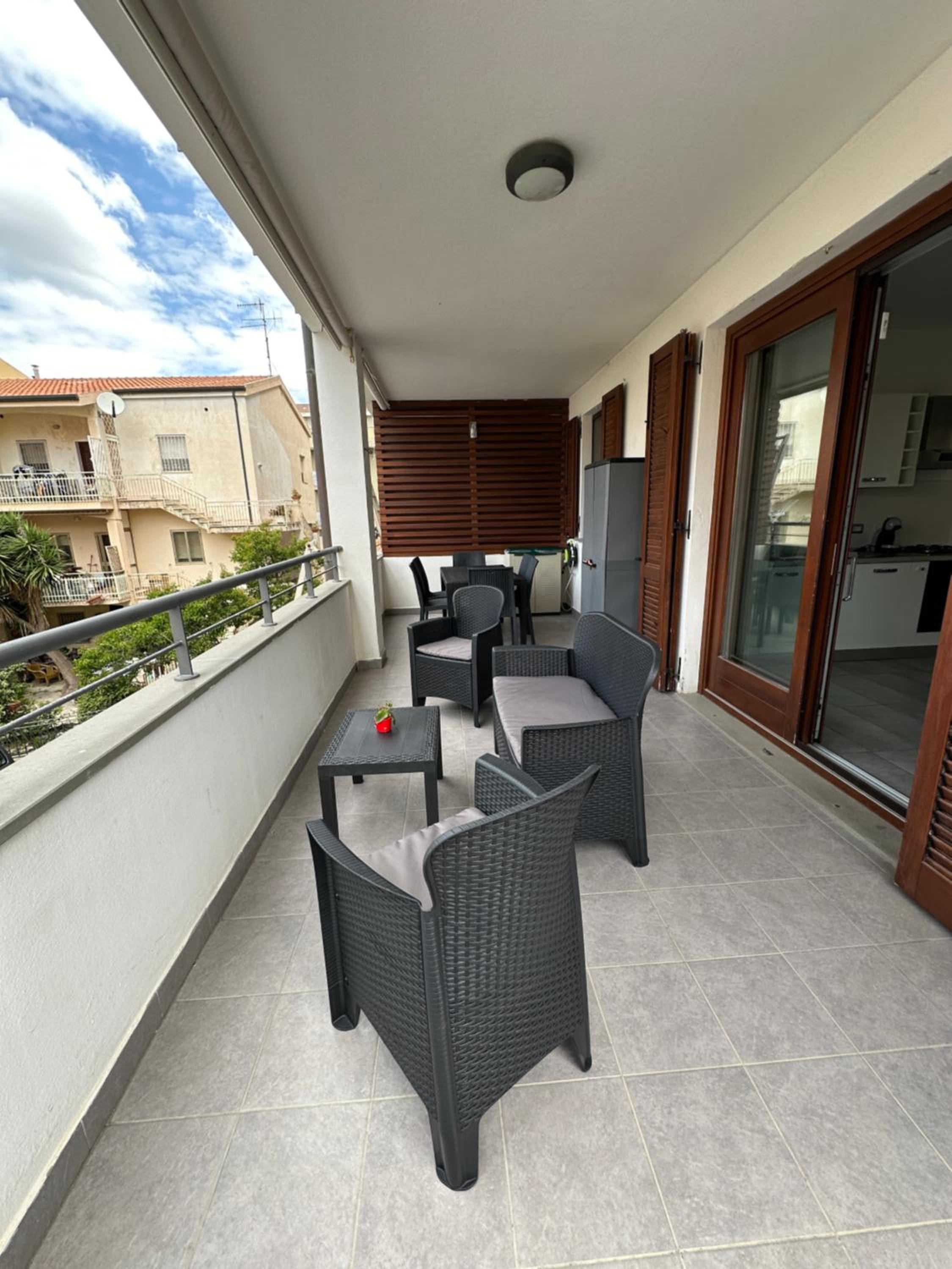 Gris I Blanca apartment view 2