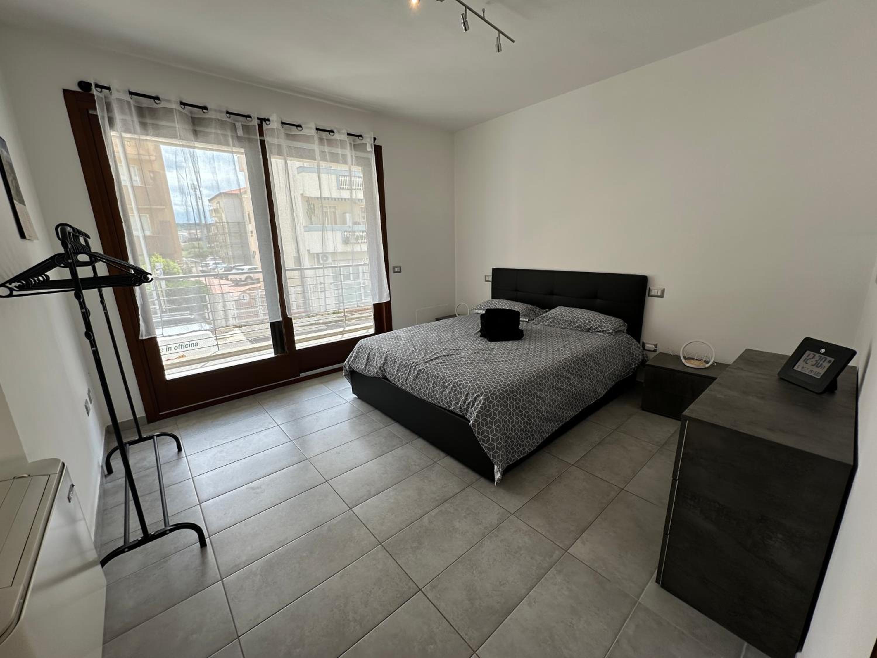 Gris I Blanca apartment view 3