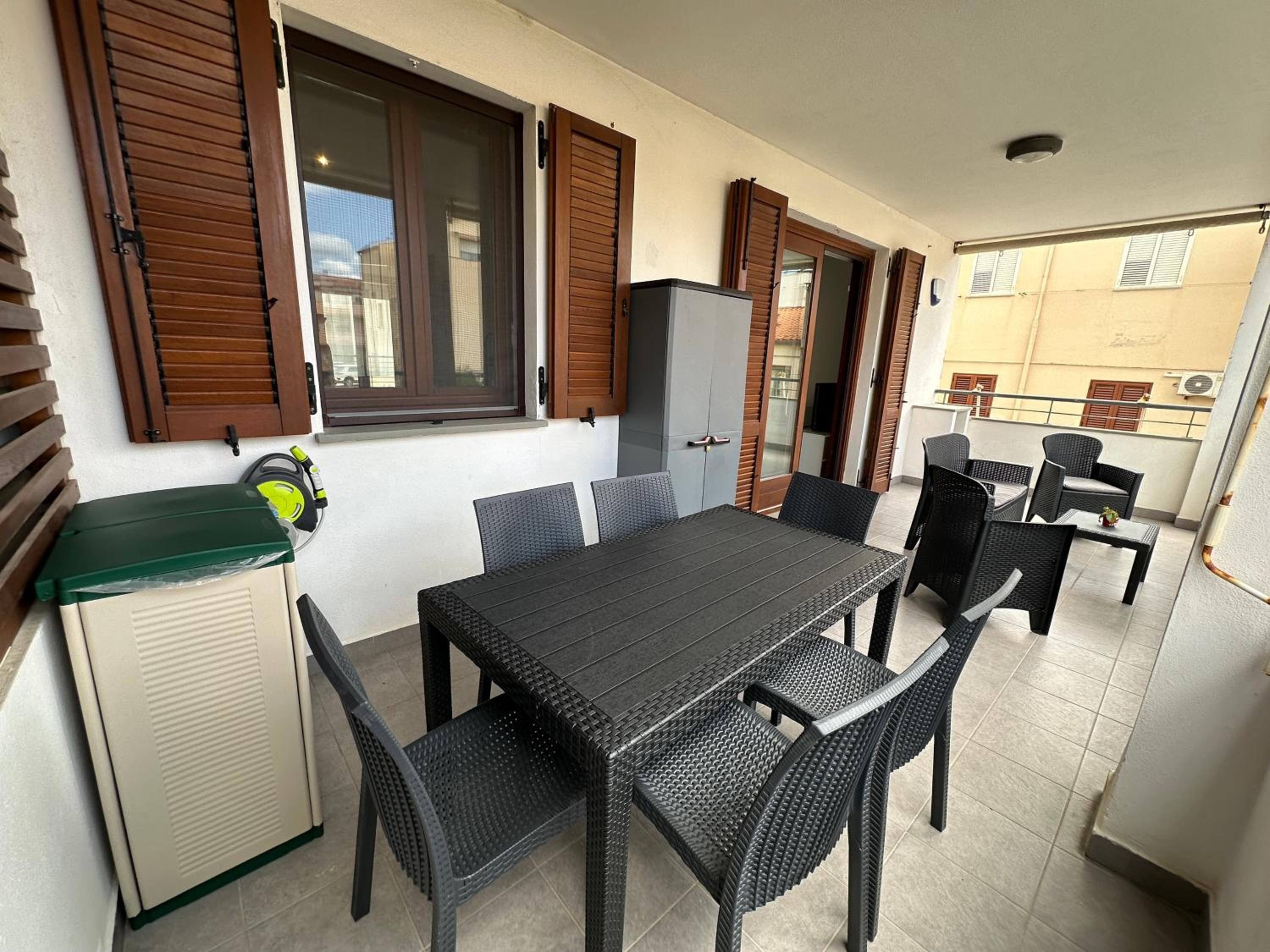 Gris I Blanca apartment view 4