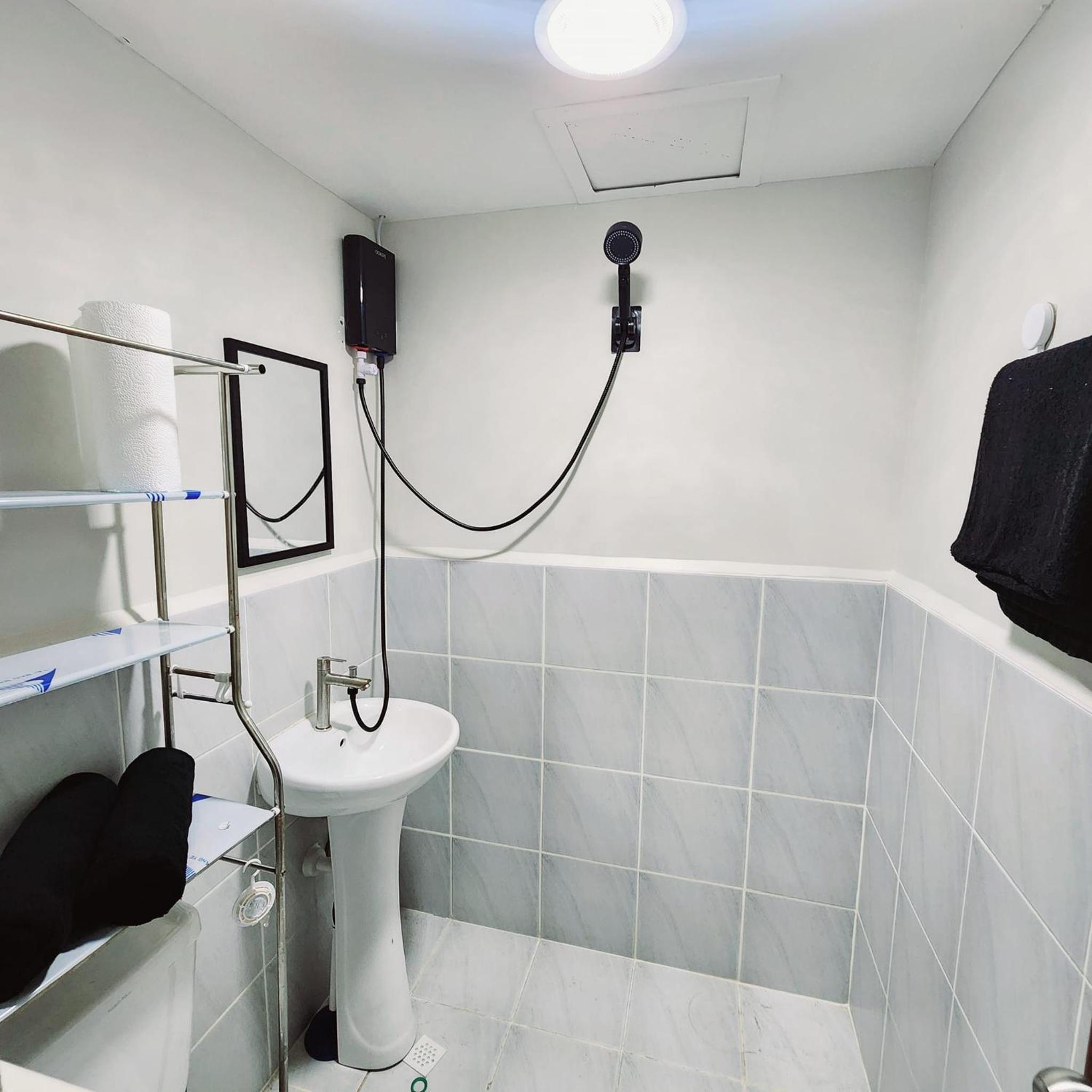Cozy, Pet-Friendly Studio with Pools in Mactan view 2