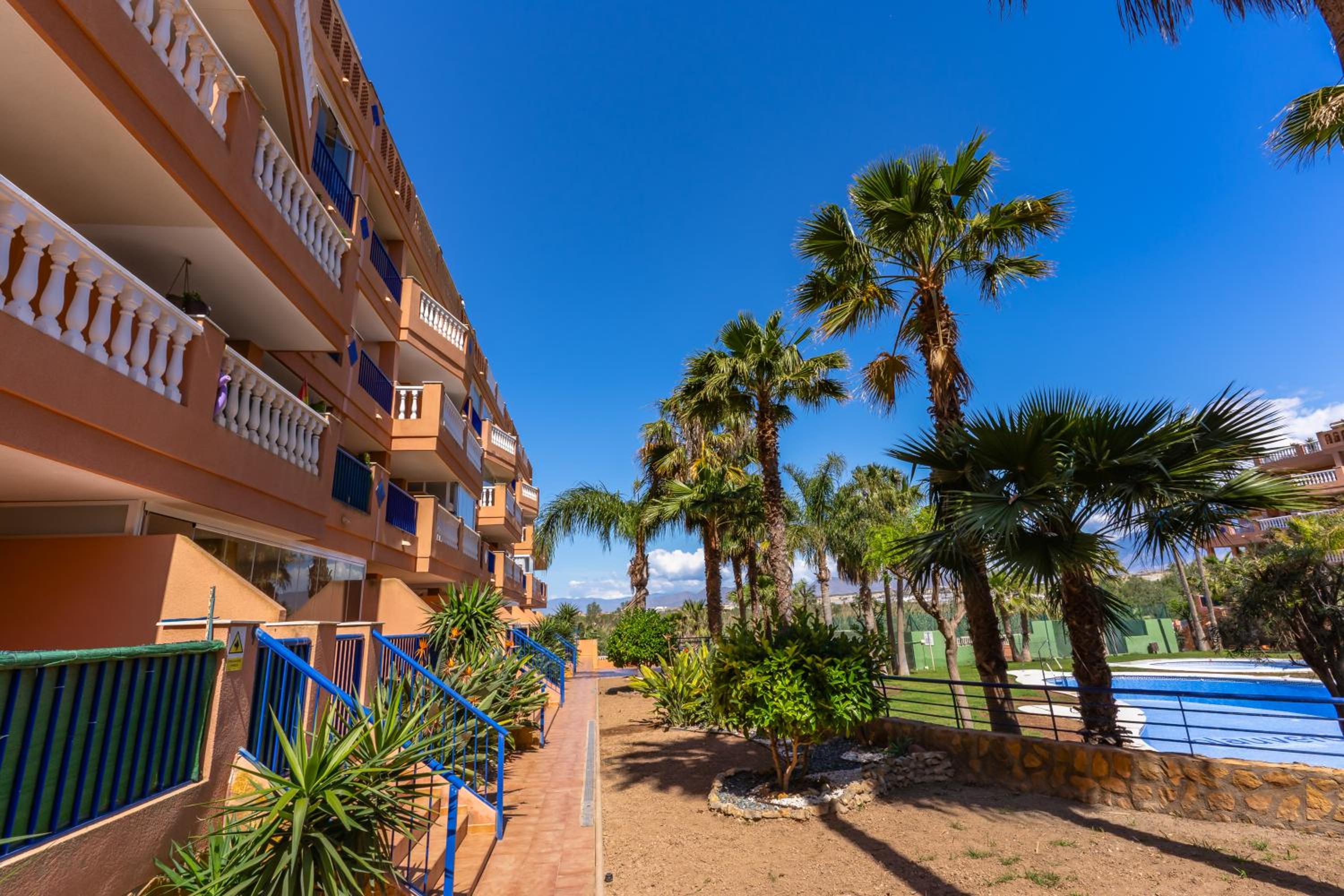 Brisas Almerimar R&R