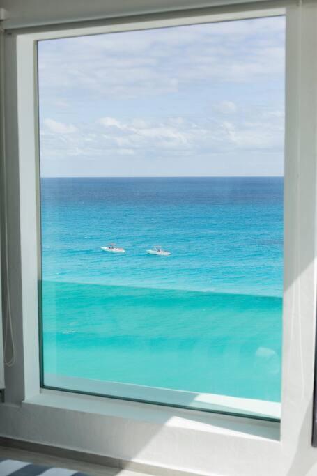 Penthouse a la orilla de la playa con alberca