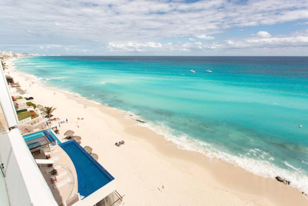 Penthouse a la orilla de la playa con alberca