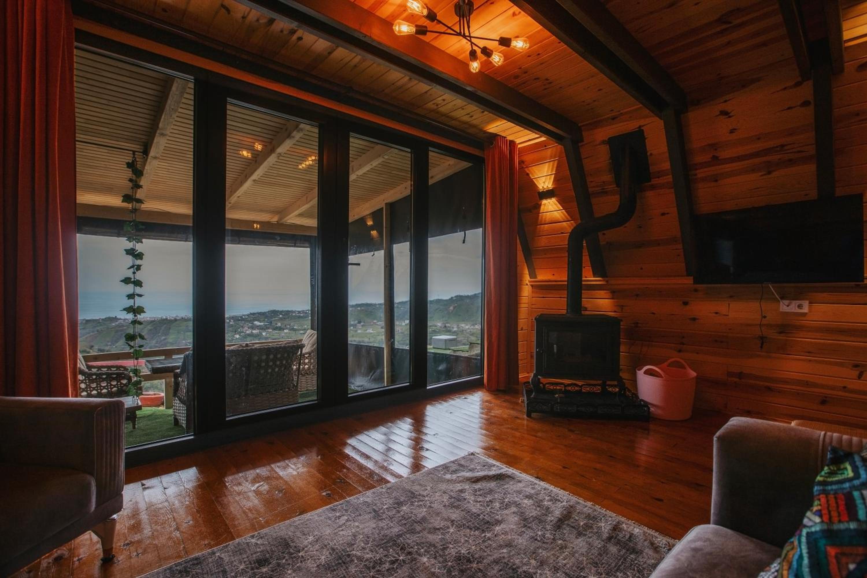 İRDEN BUNGALOV