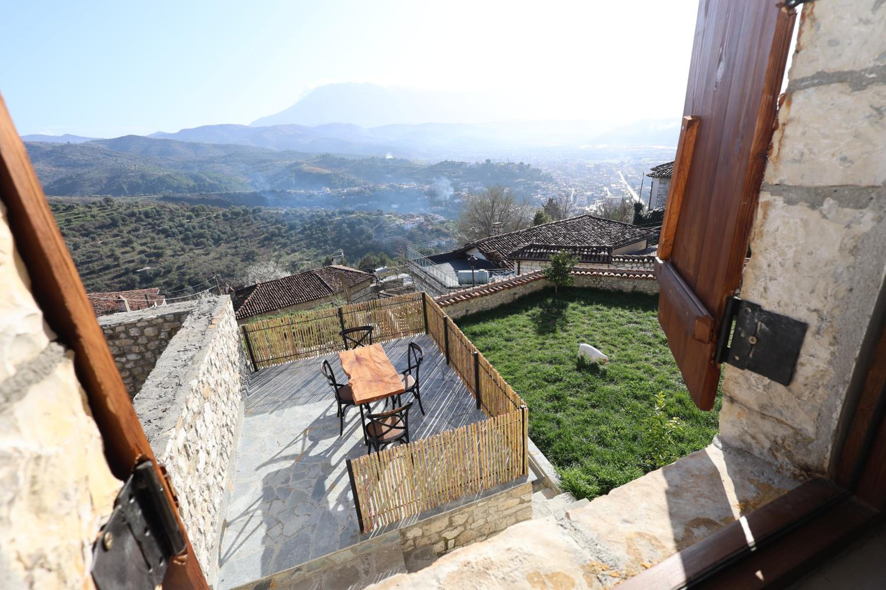Hera Guest Haus