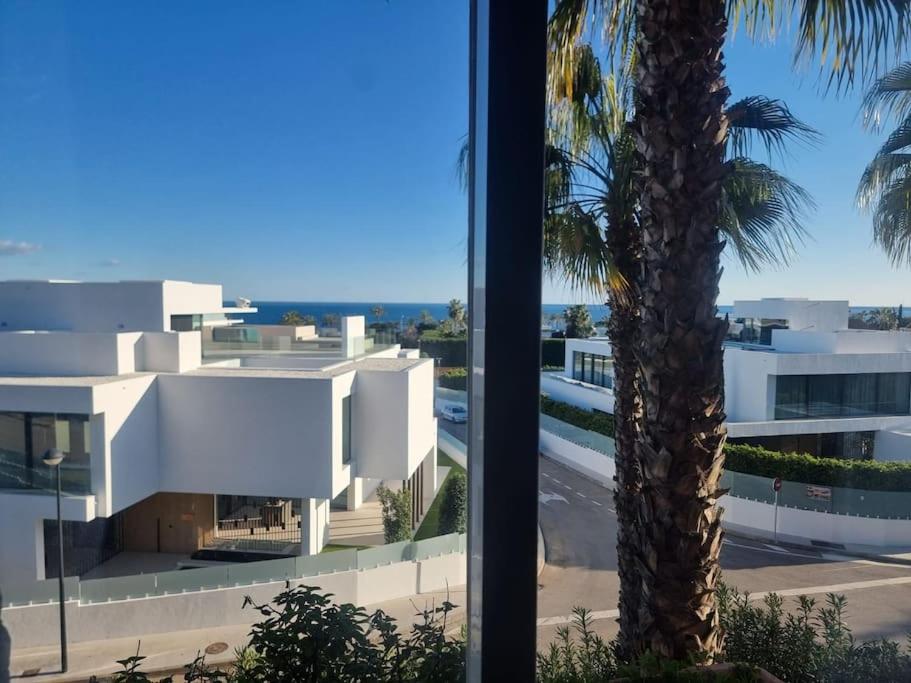2 bedroom apartment Oasis Marbella-Oceanwiev
