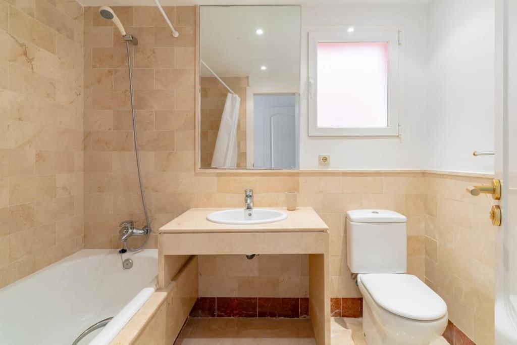 2 bedroom apartment Oasis Marbella-Oceanwiev