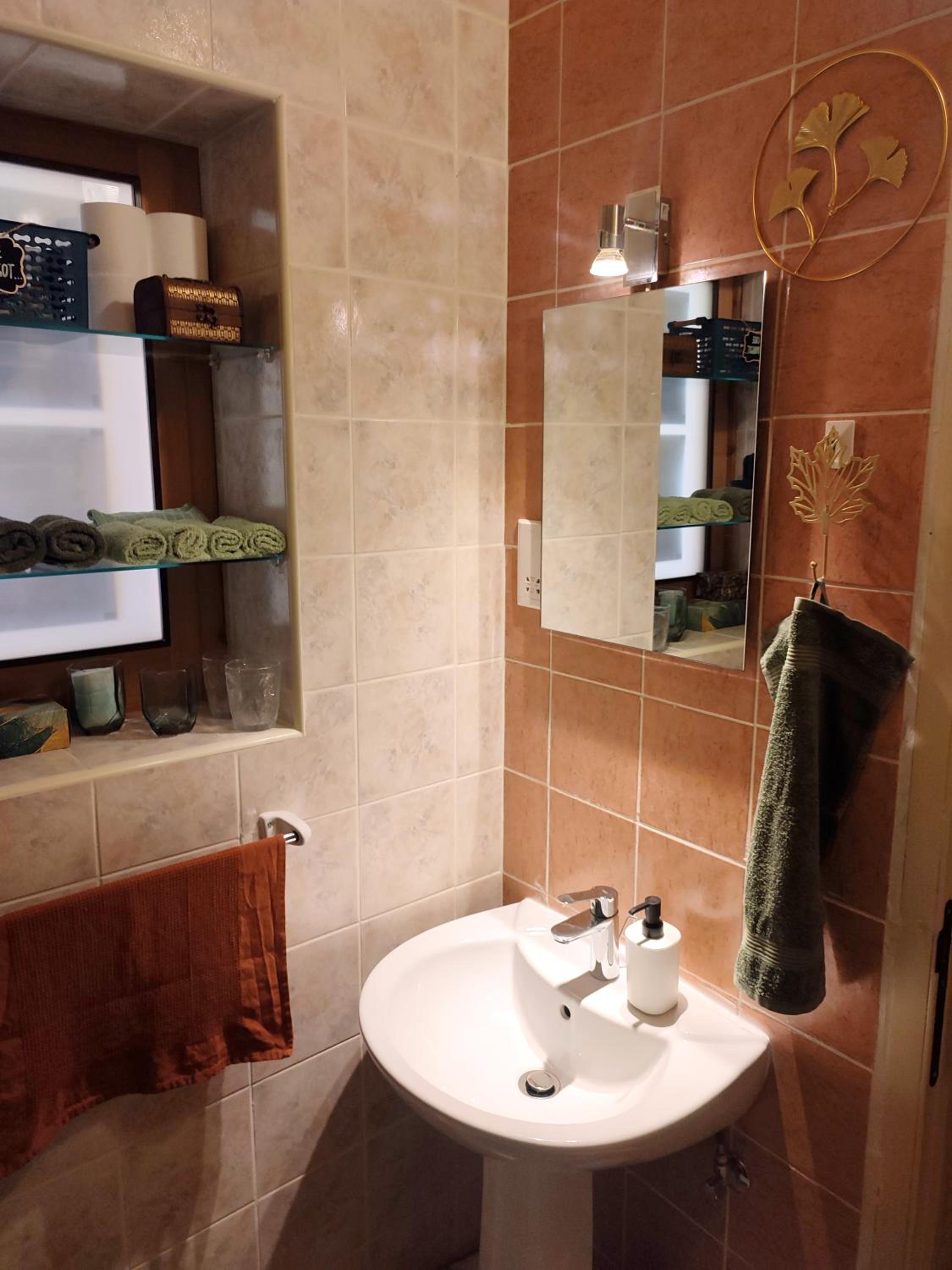 OnTheRocks - Holiday Home in Victoria, Gozo