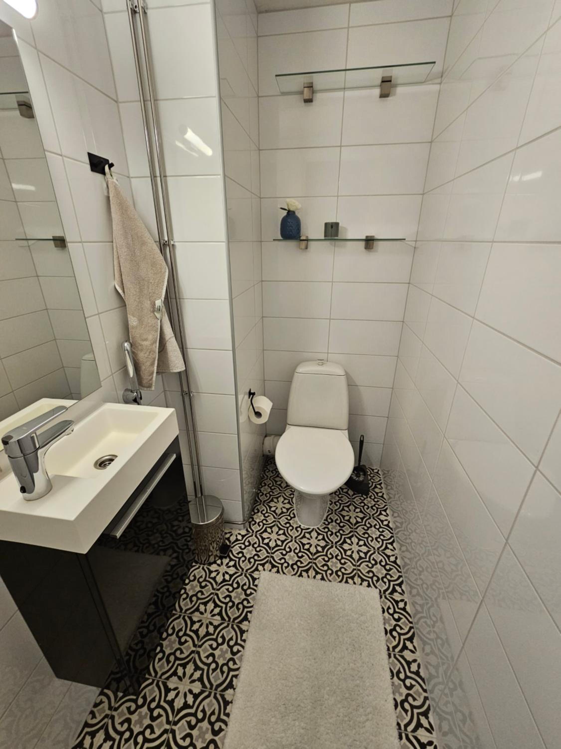 Photo 12