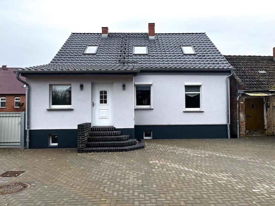 Landhaus-Ferienwohnung am Fluss