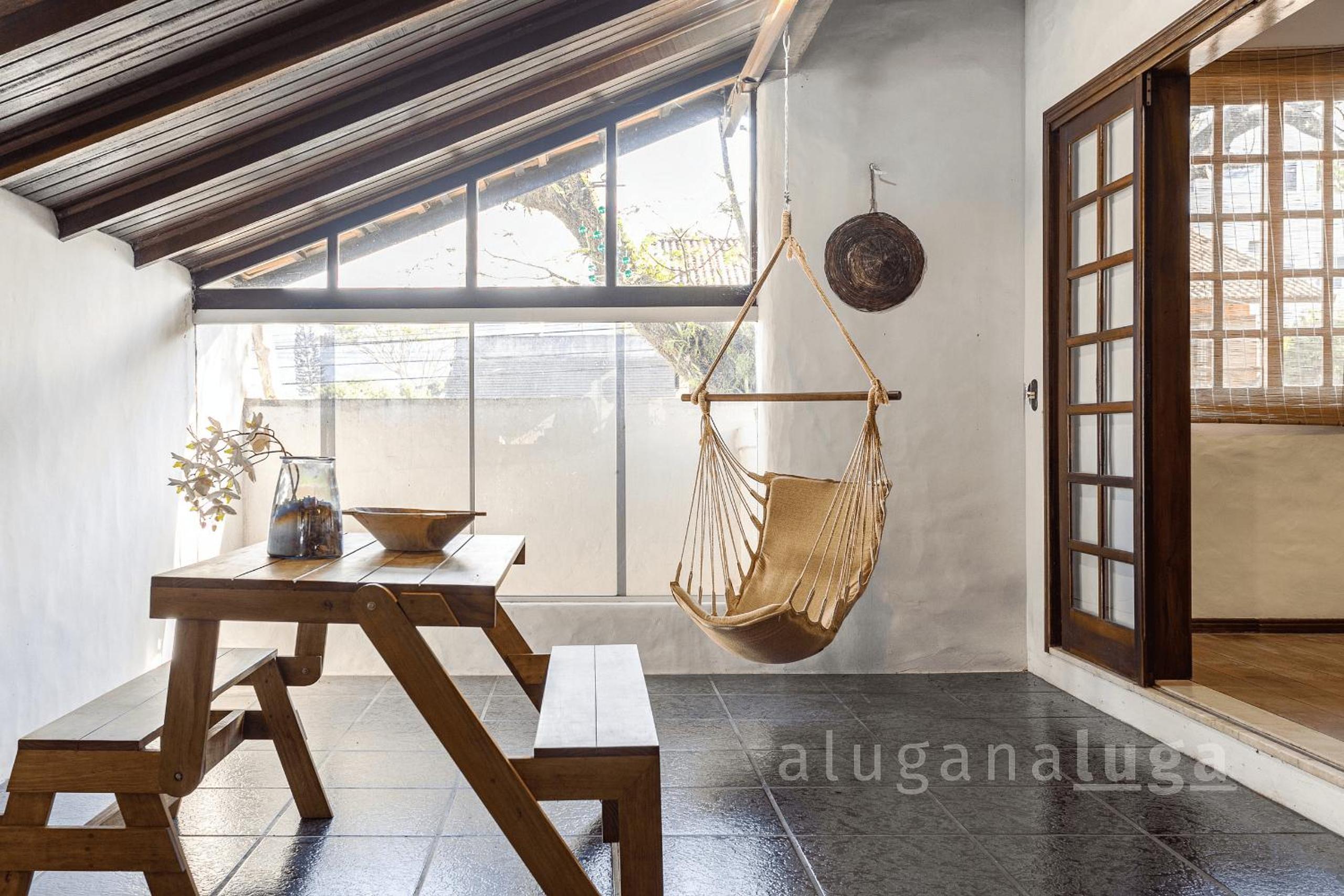 Casa Lagoa – Spacious retreat in Lagoa da Conceiç