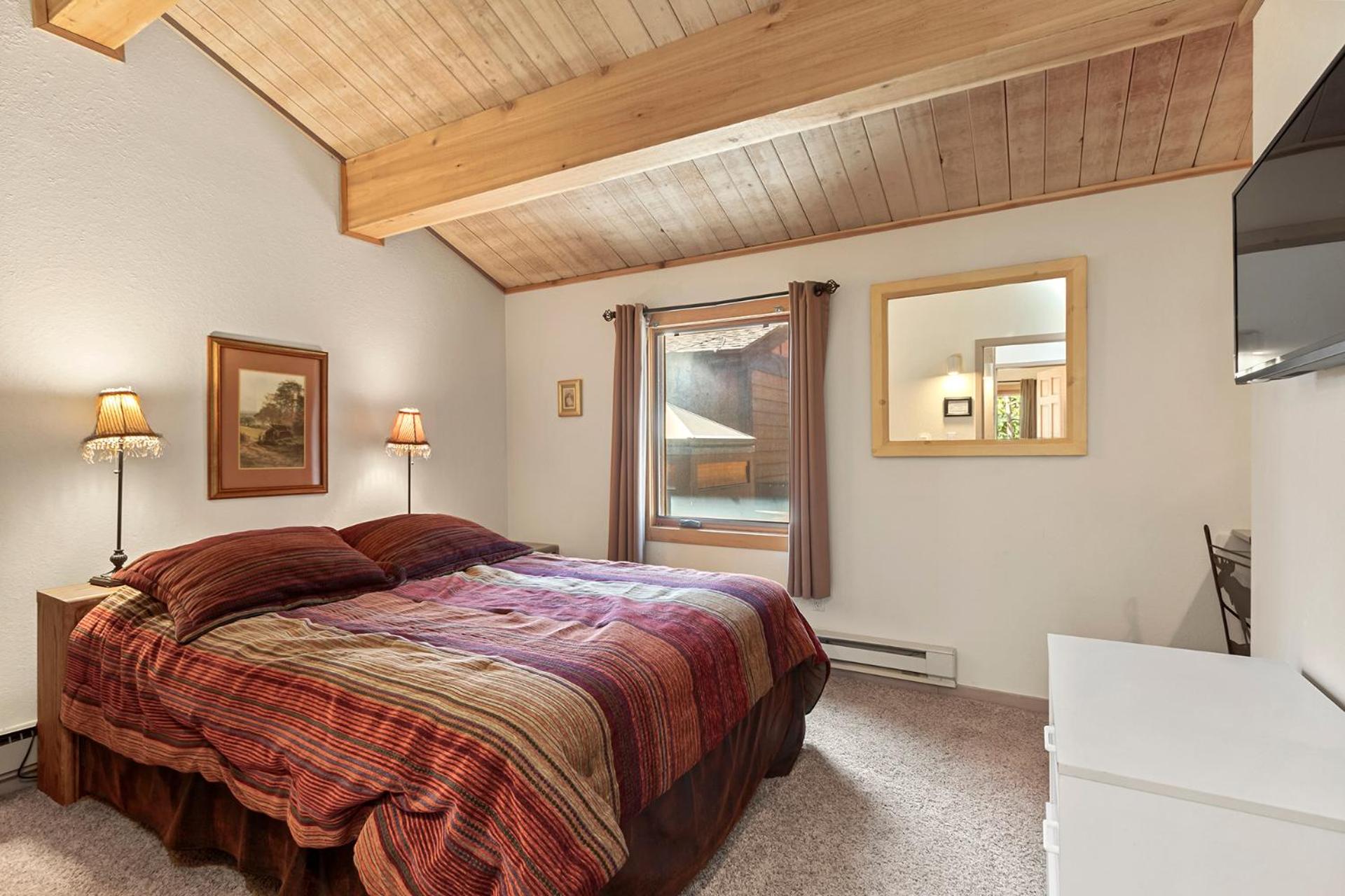 Snowdrop 12 by Great Western Lodging view 4